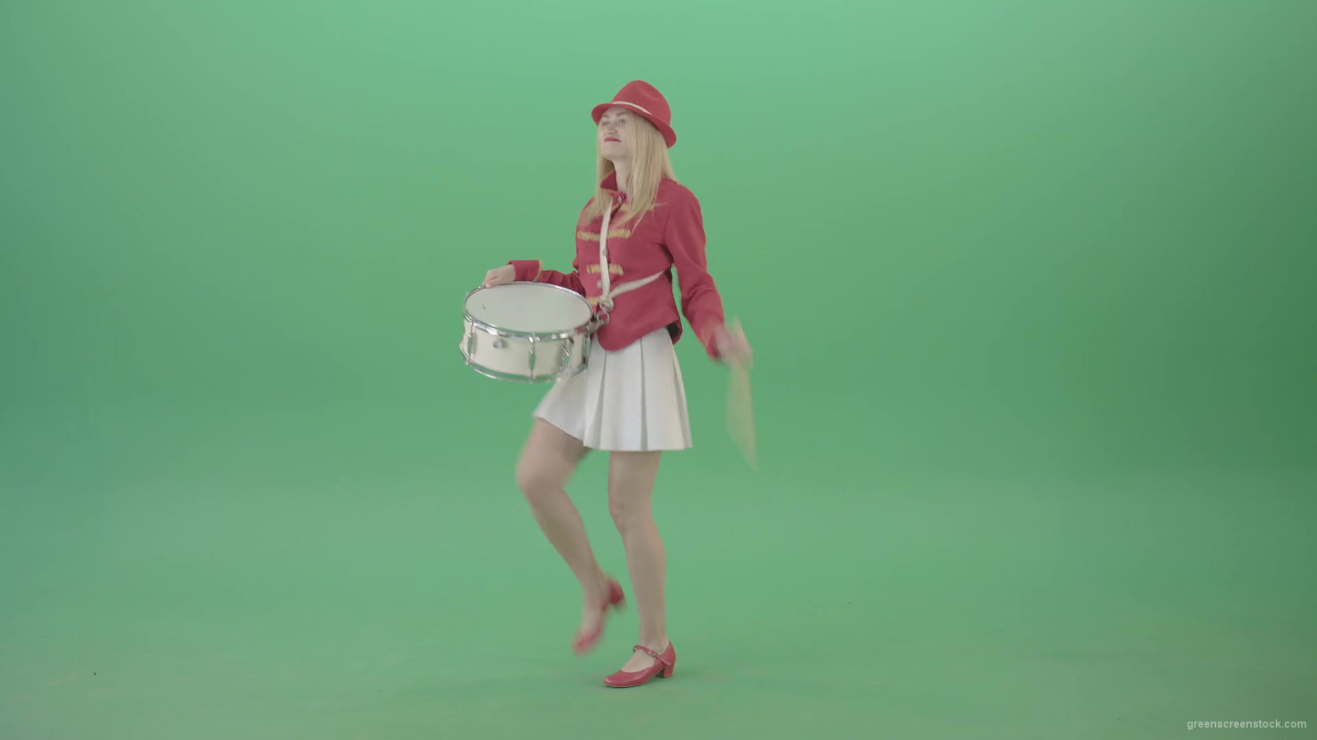 Red-Costume-Girl-in-Side-view-marching-on-green-screen-and-playing-snare-drum-4K-Video-Footage-1920_006 Green Screen Stock