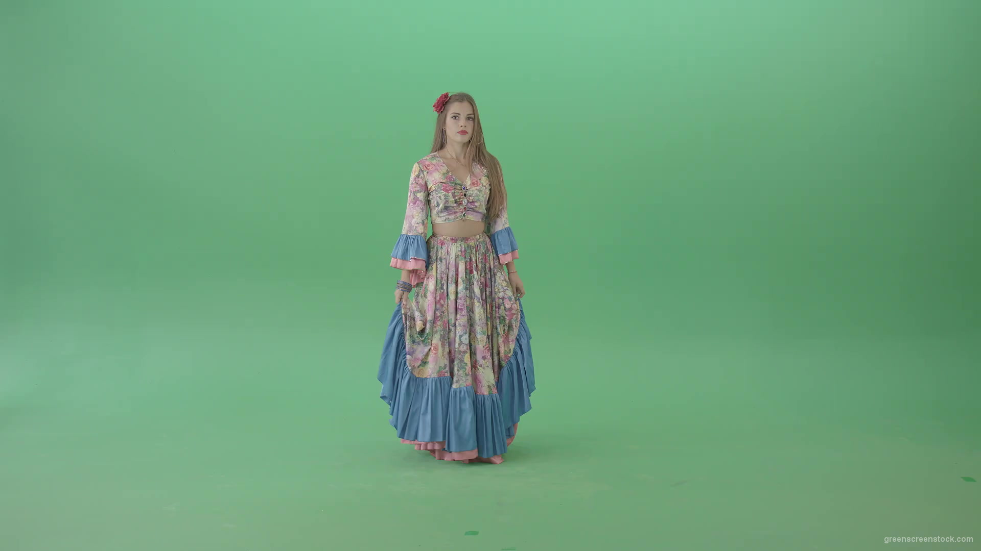 Roma-gipsy-woman-dancing-in-colorful-costume-isolated-on-Green-Screen-4K-Video-Footage-1920_001 Green Screen Stock
