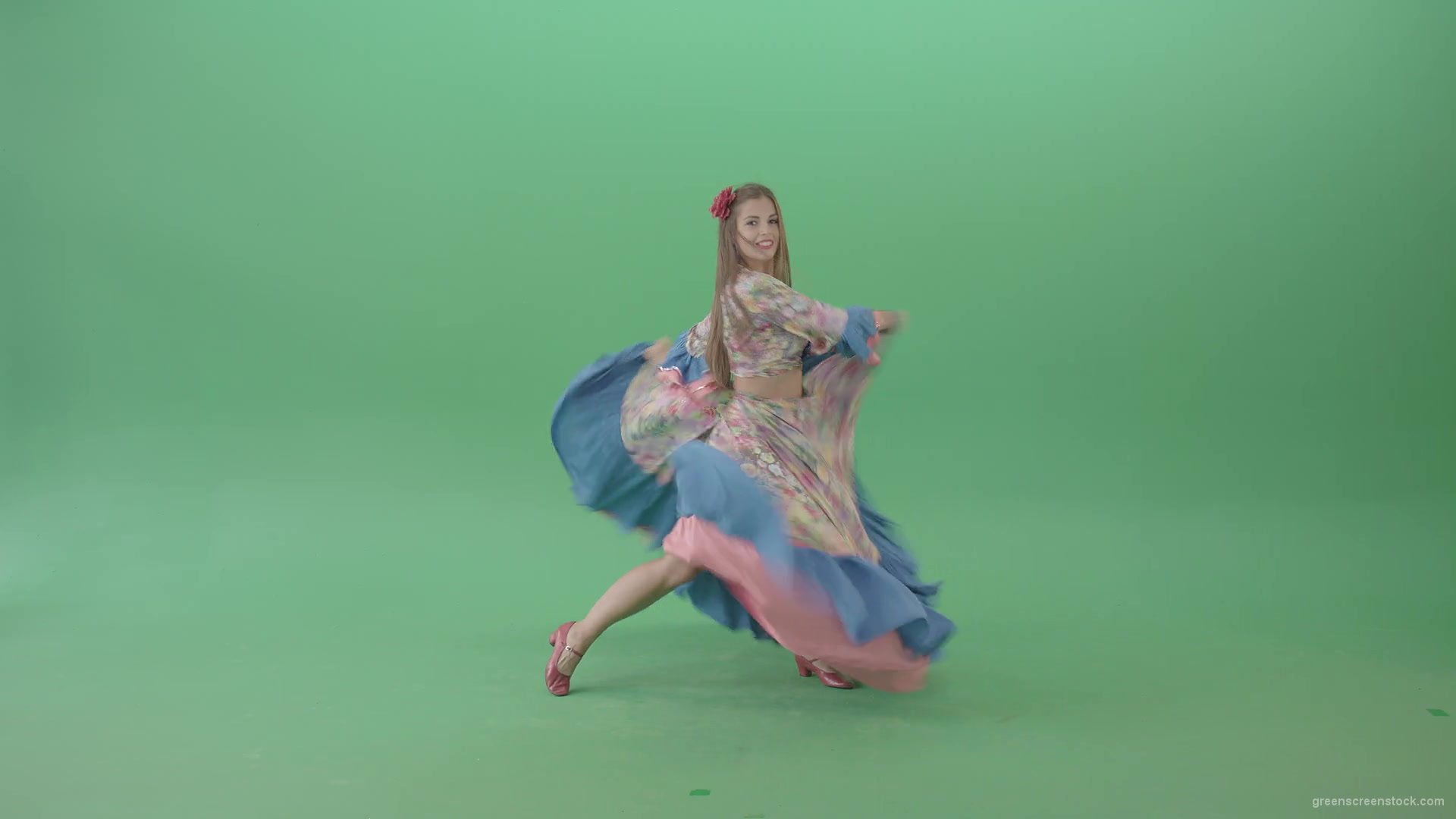Roma-gipsy-woman-dancing-in-colorful-costume-isolated-on-Green-Screen-4K-Video-Footage-1920_004 Green Screen Stock