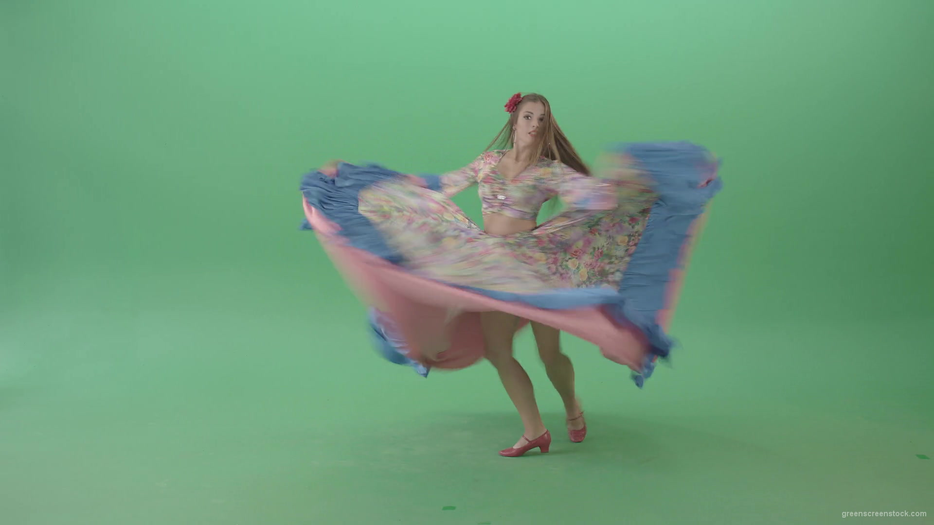 Roma-gipsy-woman-dancing-in-colorful-costume-isolated-on-Green-Screen-4K-Video-Footage-1920_006 Green Screen Stock