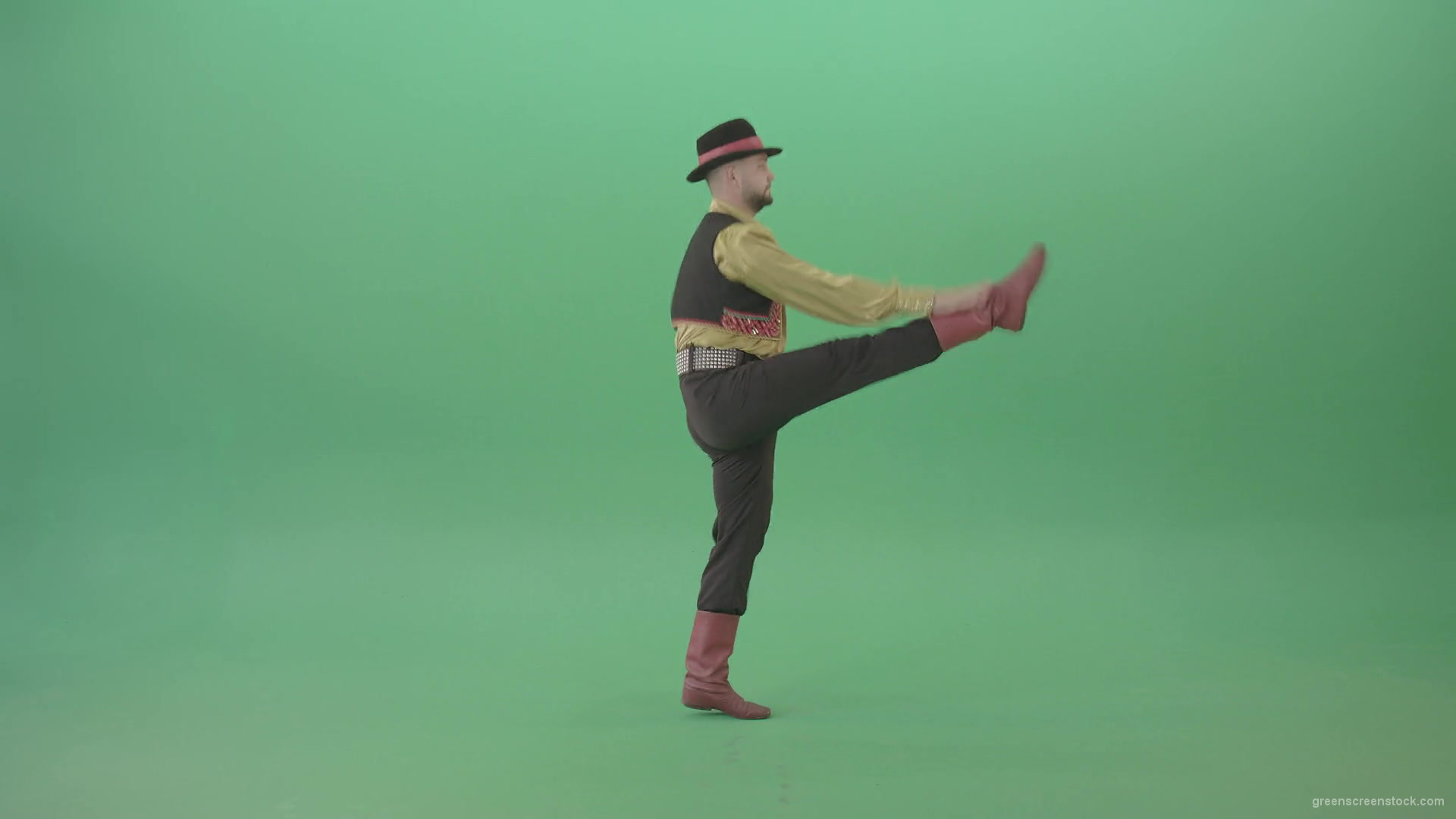 Romanian-Gypsy-Man-dancing-with-clapping-hand-with-side-view-isolated-4K-Green-Screen-Video-Footage-1920_006 Green Screen Stock