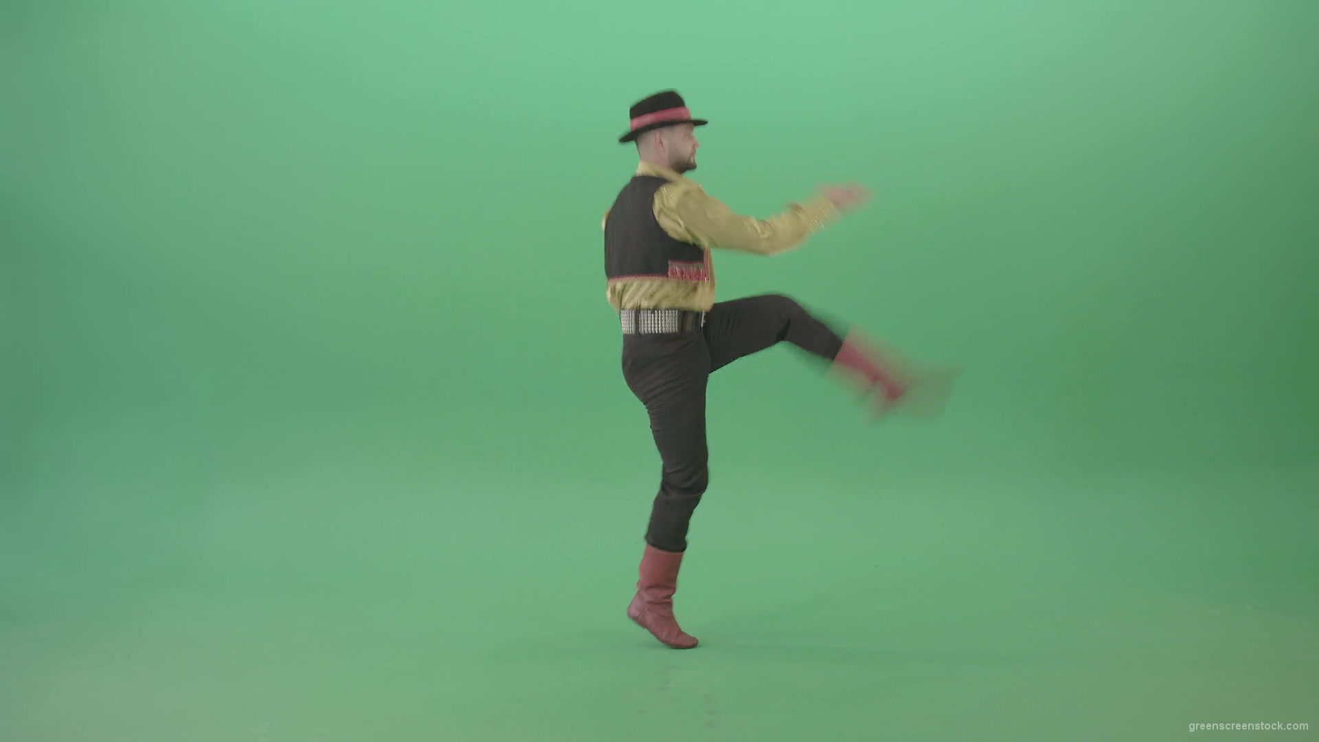 Romanian-Gypsy-Man-dancing-with-clapping-hand-with-side-view-isolated-4K-Green-Screen-Video-Footage-1920_007 Green Screen Stock