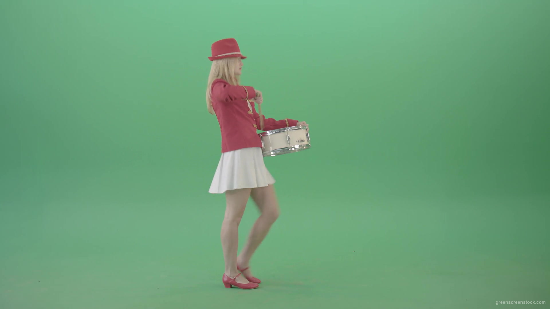 Side-view-marching-girl-play-white-snare-drum-in-red-uniform-on-green-screen-Video-Footage-1920_002 Green Screen Stock