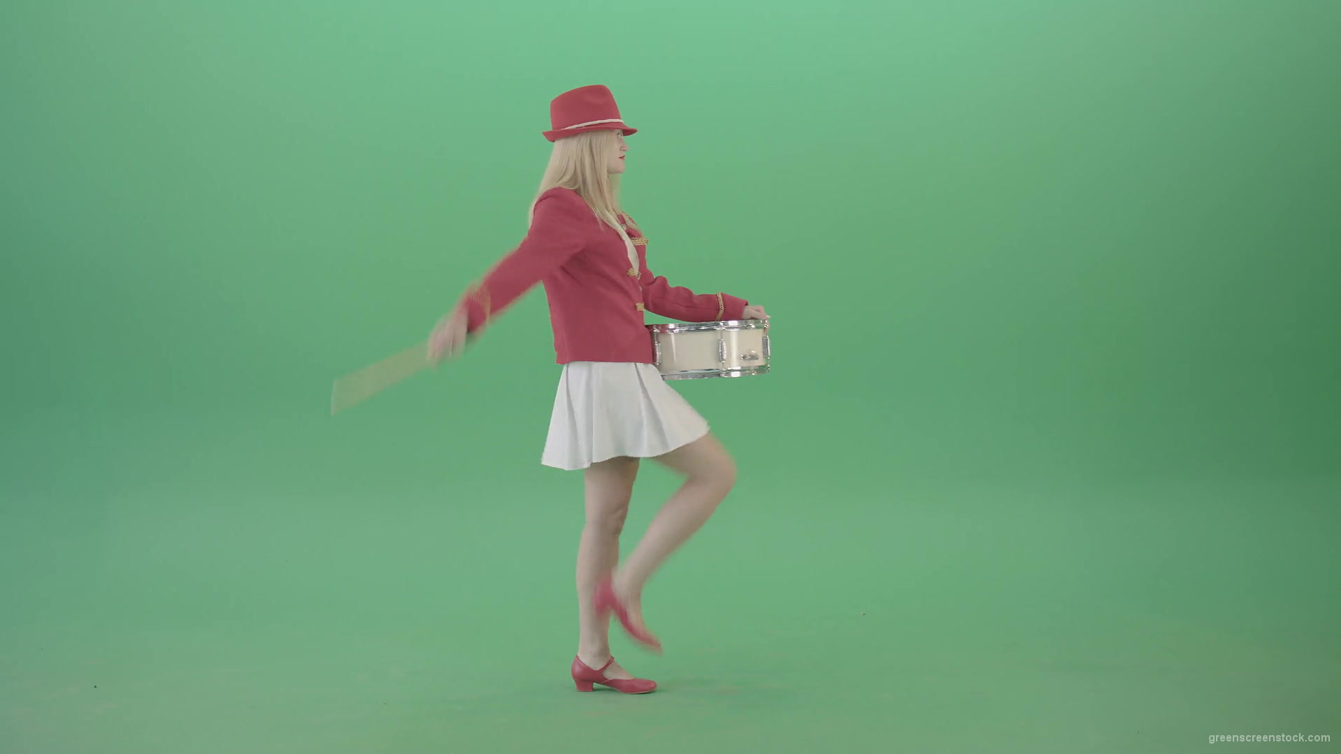 Side-view-marching-girl-play-white-snare-drum-in-red-uniform-on-green-screen-Video-Footage-1920_006 Green Screen Stock