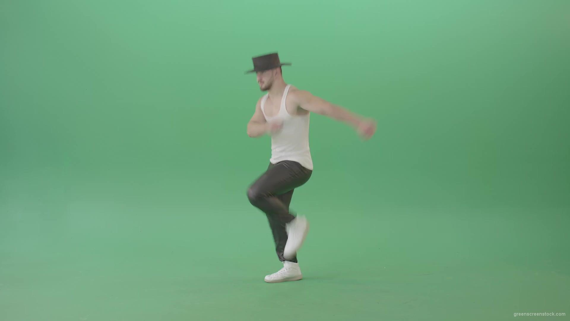 Sport-Man-in-black-hat-dancing-and-marching-fast-isolated-over-Green-Screen-4K-Video-Footage-1920_002 Green Screen Stock