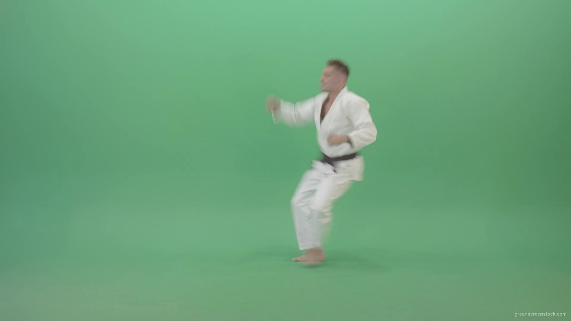 vj video background Super-Fighting-Combo-by-Jujutsu-man-in-side-view-isolated-on-green-screen-4K-Video-Footage-1920_003