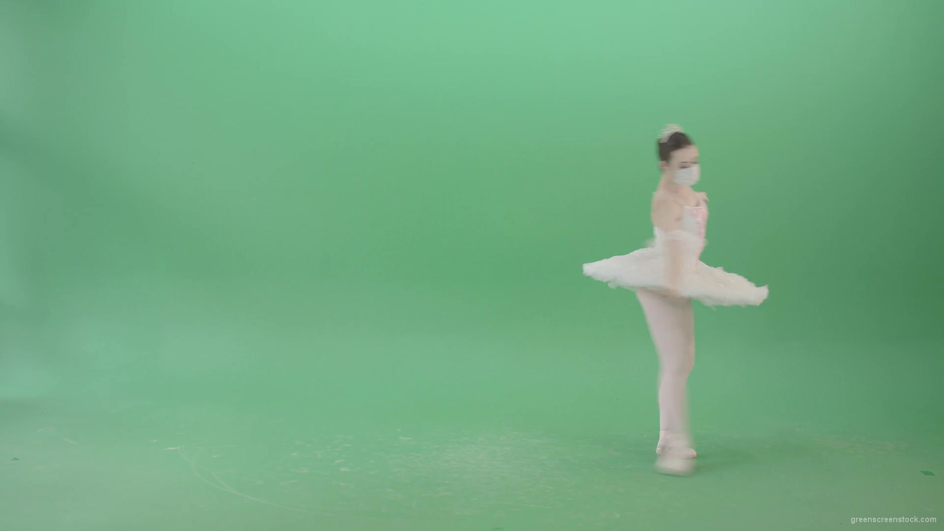 Amazing-Flowing-dance-by-Ballerina-ballet-girl-looking-for-Corona-Virus-isolated-on-Green-Screen-Viral-4K-Video-Footage-1920_005 Green Screen Stock