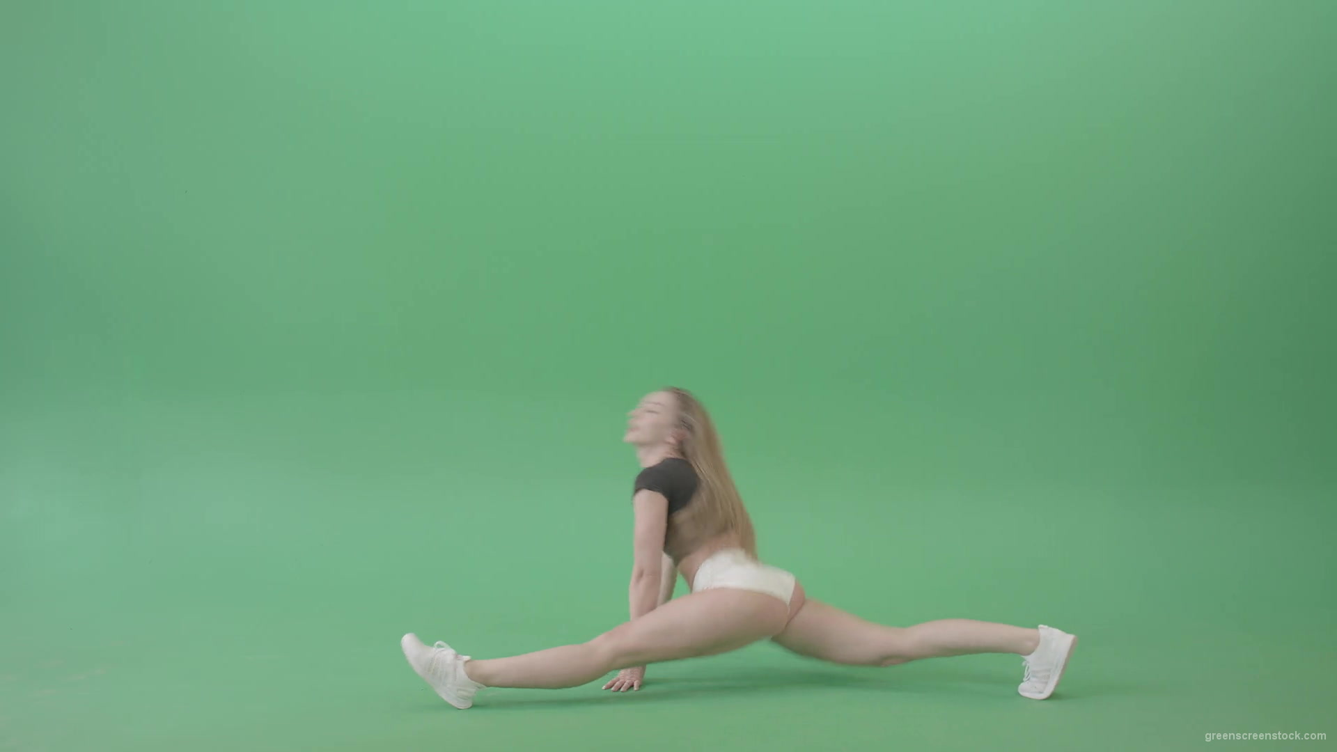 American-girl-twerking-ass-isolated-on-green-background-4k-Video-Footage-1920_006 Green Screen Stock