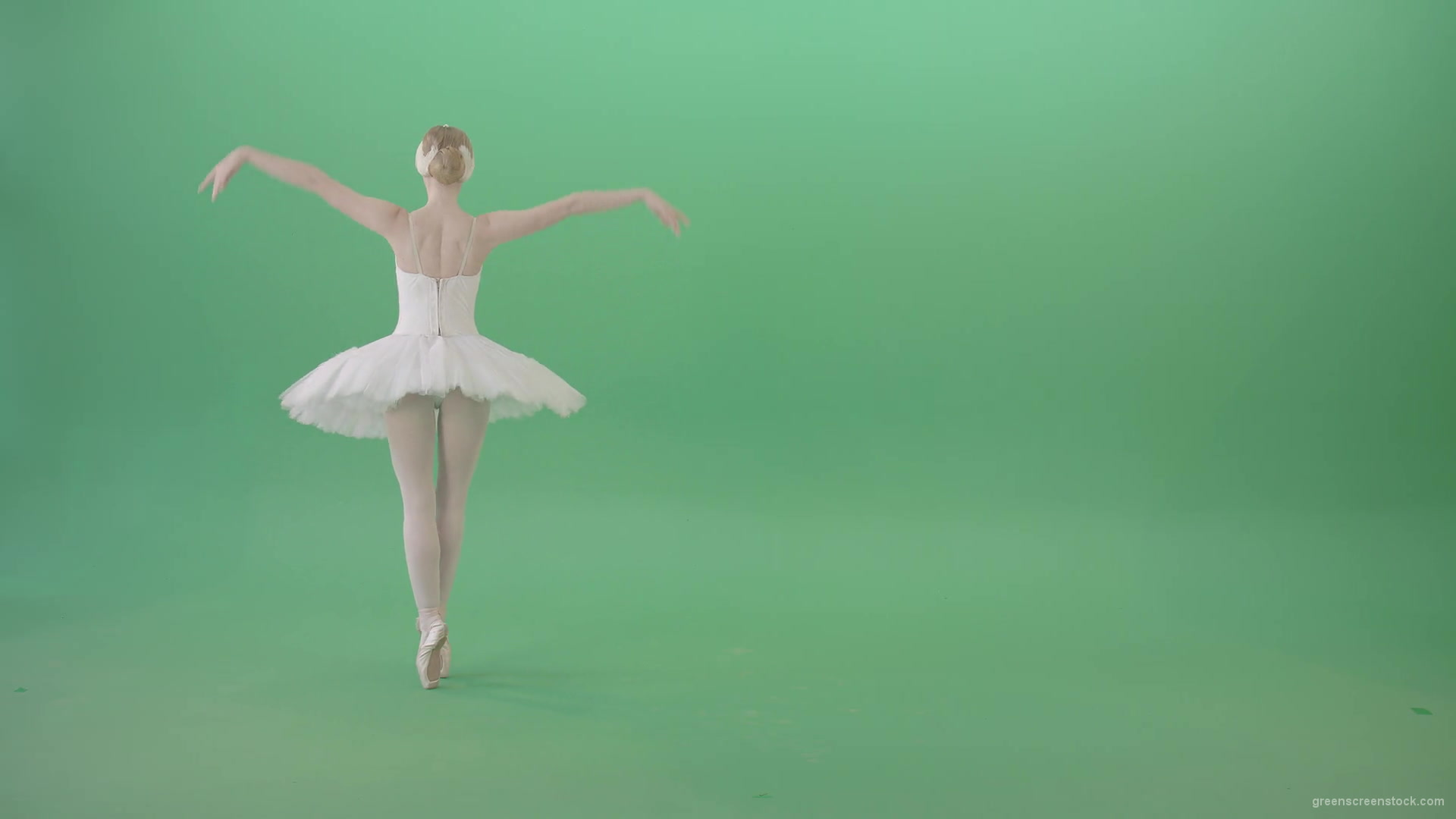 Back-side-view-ballet-dancing-tiny-girl-performs-in-green-screen-studio-4K-Video-Footage-1920_002 Green Screen Stock