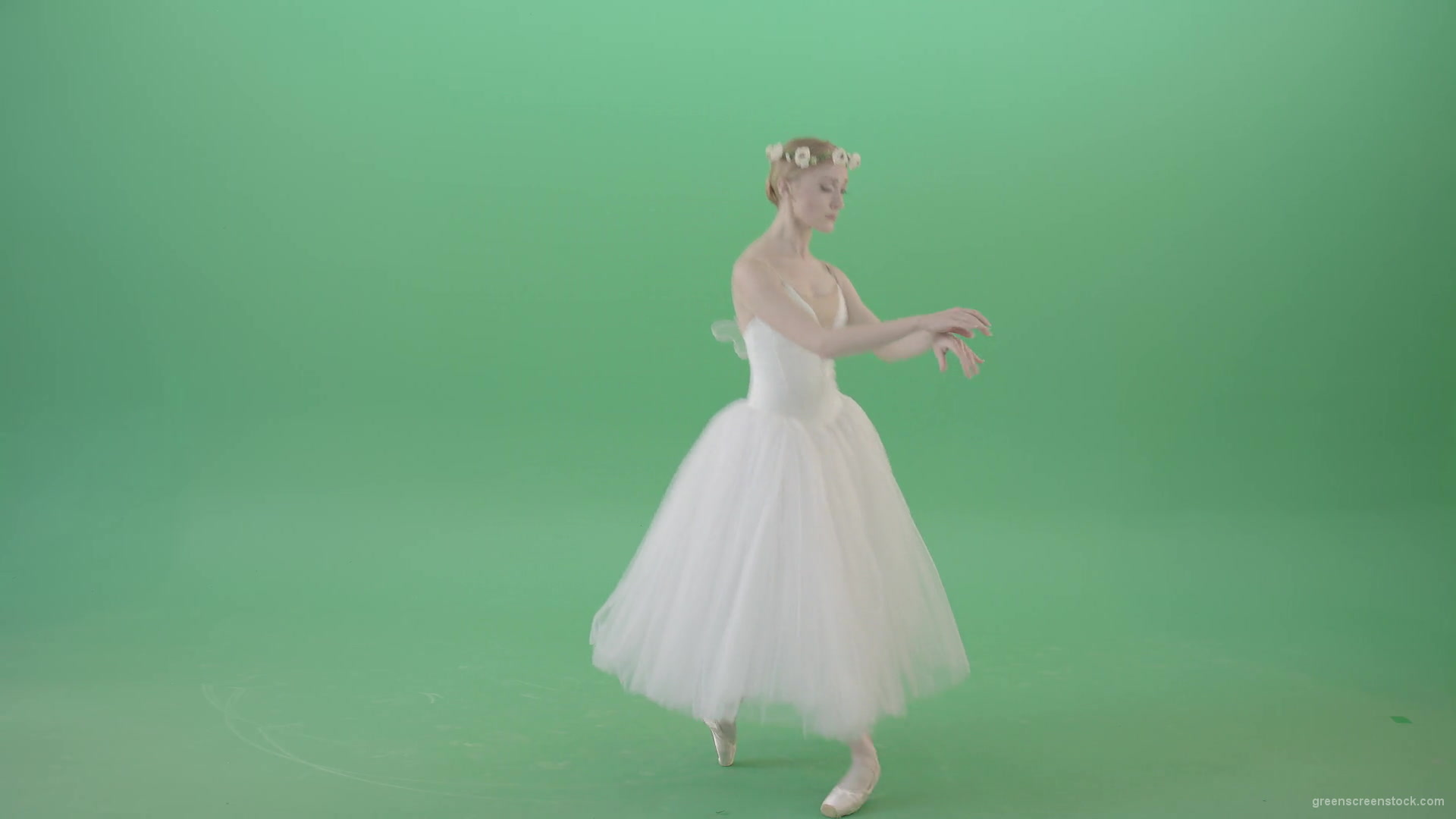 Ballerina-in-elegance-white-wedding-dress-spinning-in-dance-on-green-screen-4K-Video-Footage-1920_008 Green Screen Stock