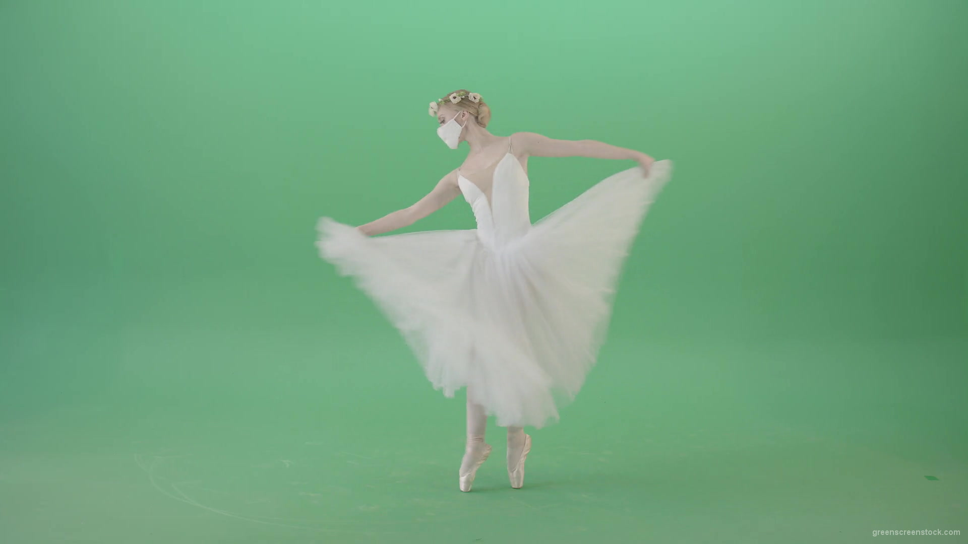 Ballet-Dancing-Girl-in-Corona-Virus-Mask-spinning-on-green-screen-4K-Video-Footage-1920_002 Green Screen Stock