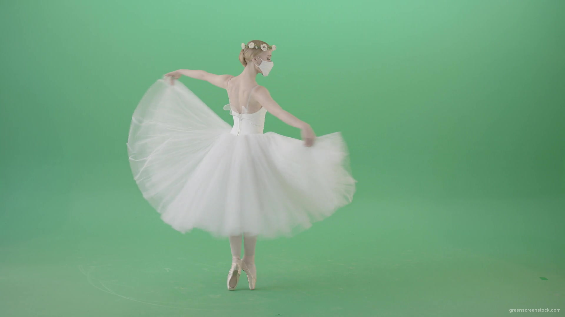 Ballet-Dancing-Girl-in-Corona-Virus-Mask-spinning-on-green-screen-4K-Video-Footage-1920_008 Green Screen Stock