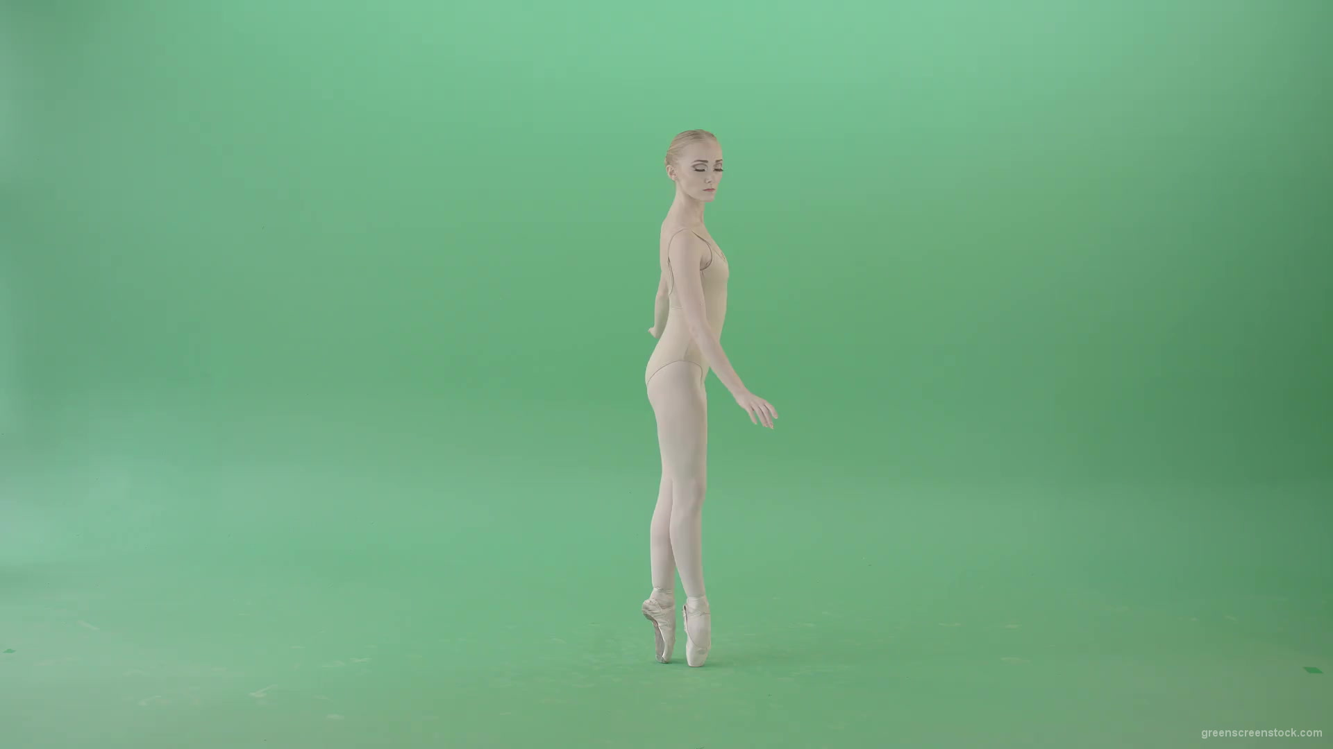 Ballet-dancer-woman-spinning-in-body-color-outfit-isolated-on-green-screen-4K-Video-Footage-1920_001 Green Screen Stock