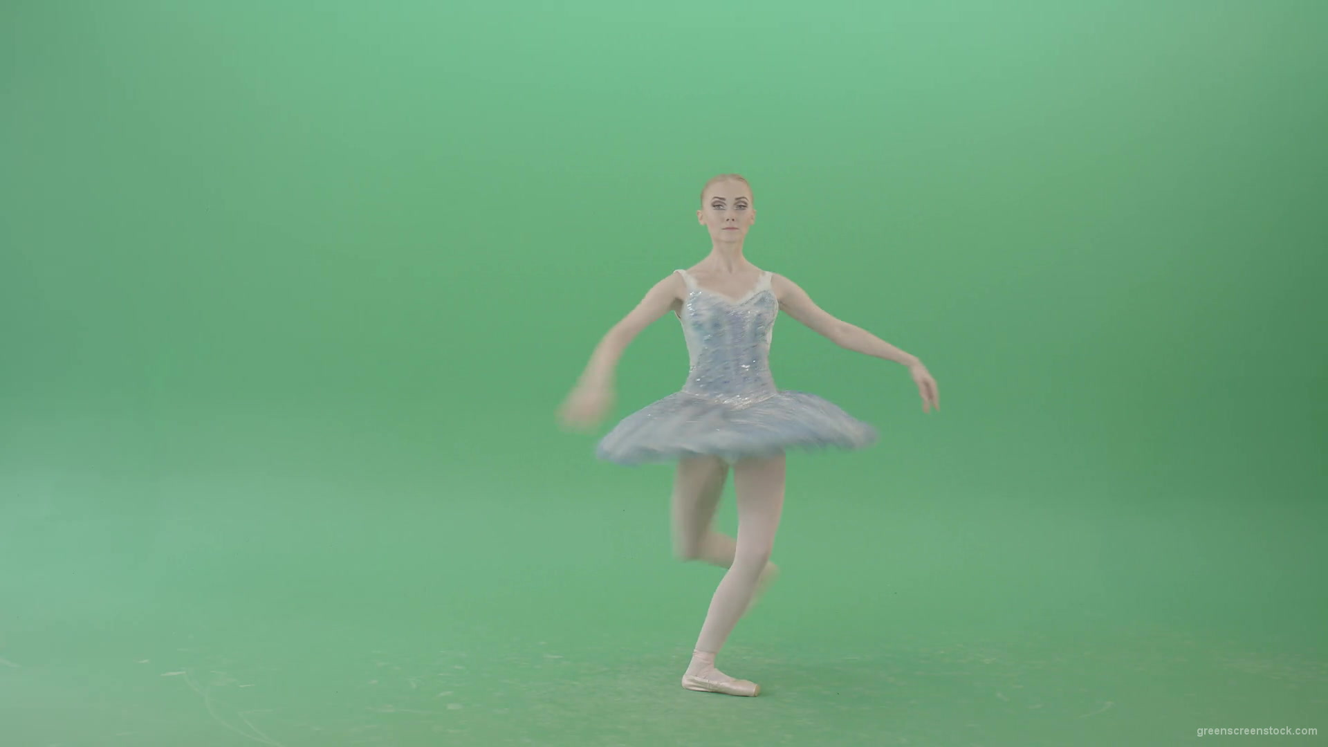 Beauty-blonde-ballerin-ballet-dancing-girl-in-blue-dress-spinning-over-green-screen-4K-Video-Footag-30fps-1920_007 Green Screen Stock
