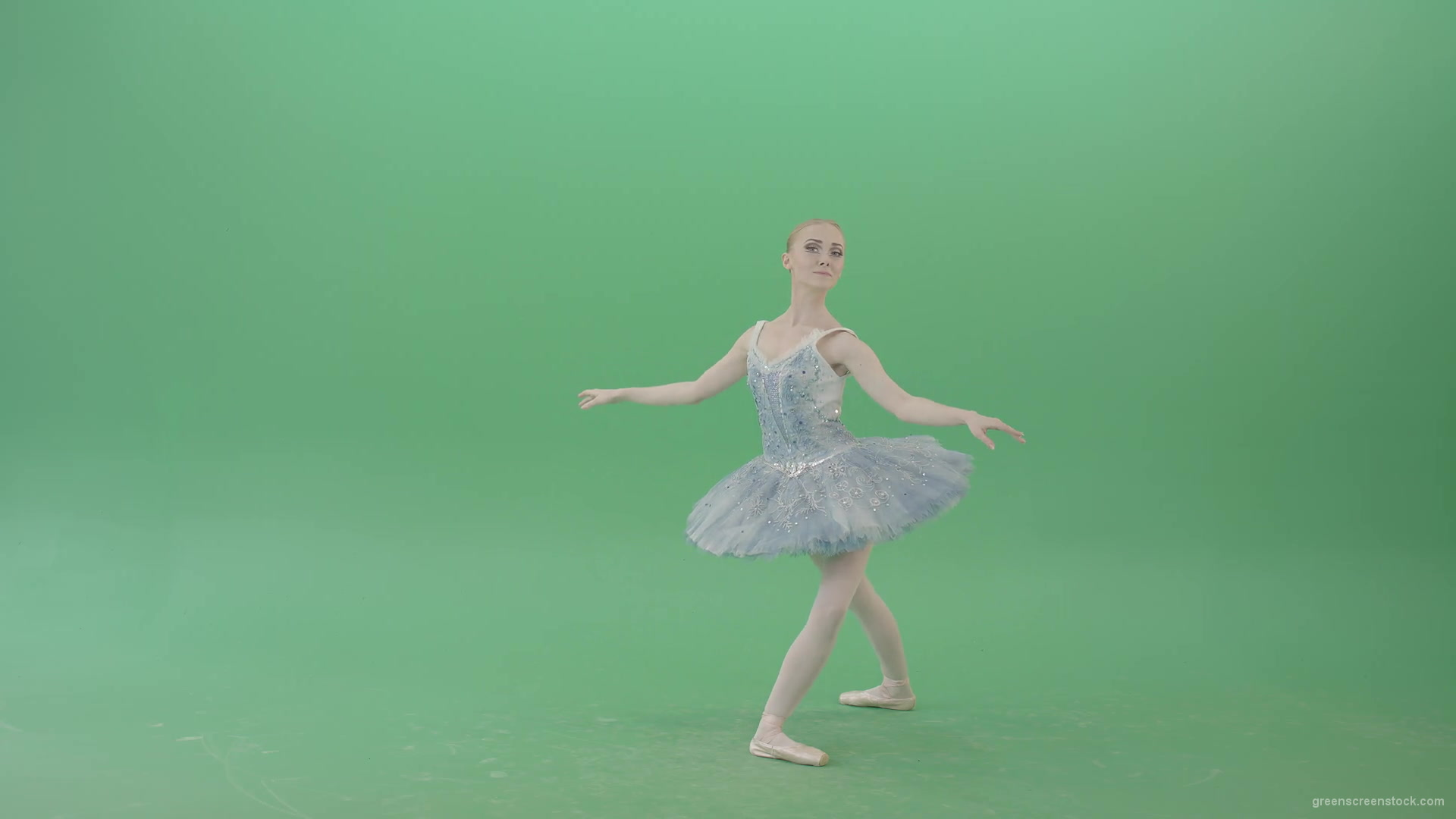 Beauty-blonde-ballerin-ballet-dancing-girl-in-blue-dress-spinning-over-green-screen-4K-Video-Footag-30fps-1920_009 Green Screen Stock