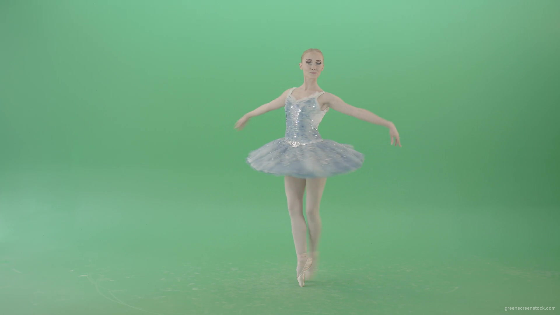Beauty-blonde-girl-with-happy-smile-spinning-in-ballet-dress-over-green-screen-4K-Video-Footage-1920_005 Green Screen Stock