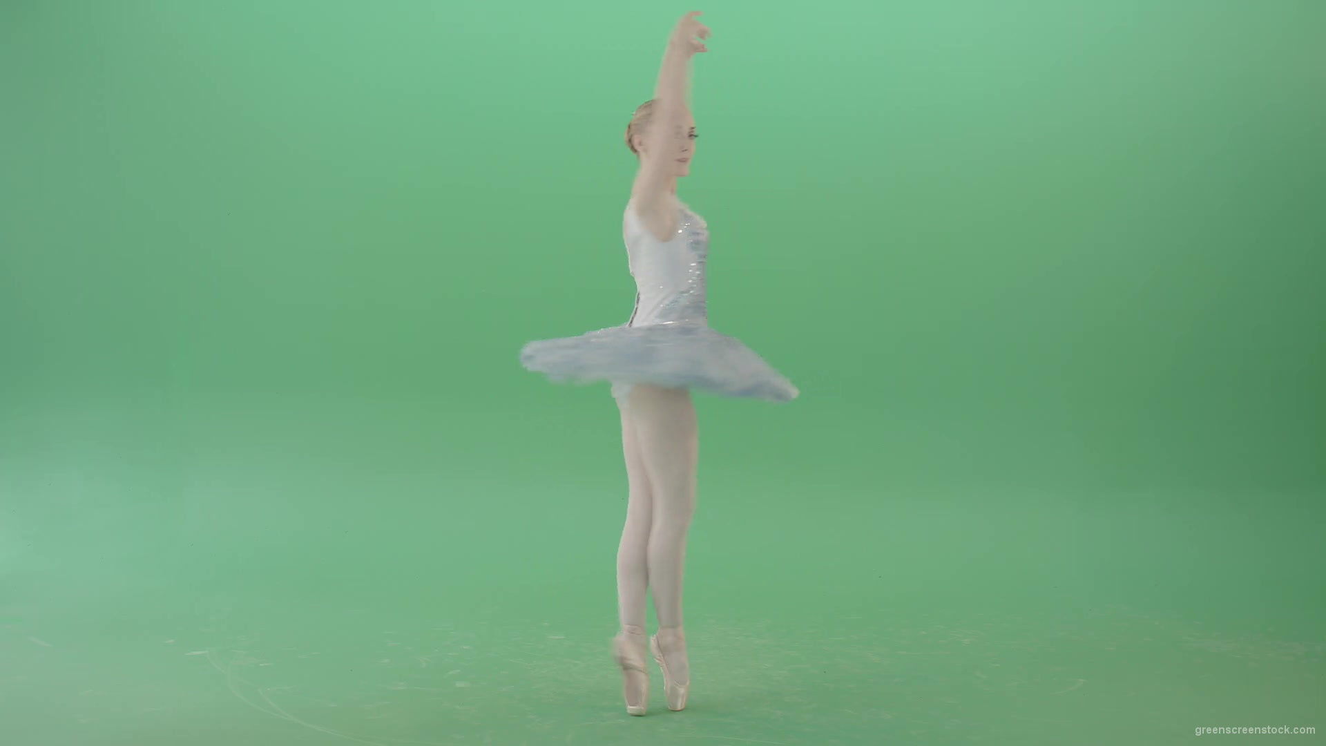 Beauty-blonde-girl-with-happy-smile-spinning-in-ballet-dress-over-green-screen-4K-Video-Footage-1920_008 Green Screen Stock