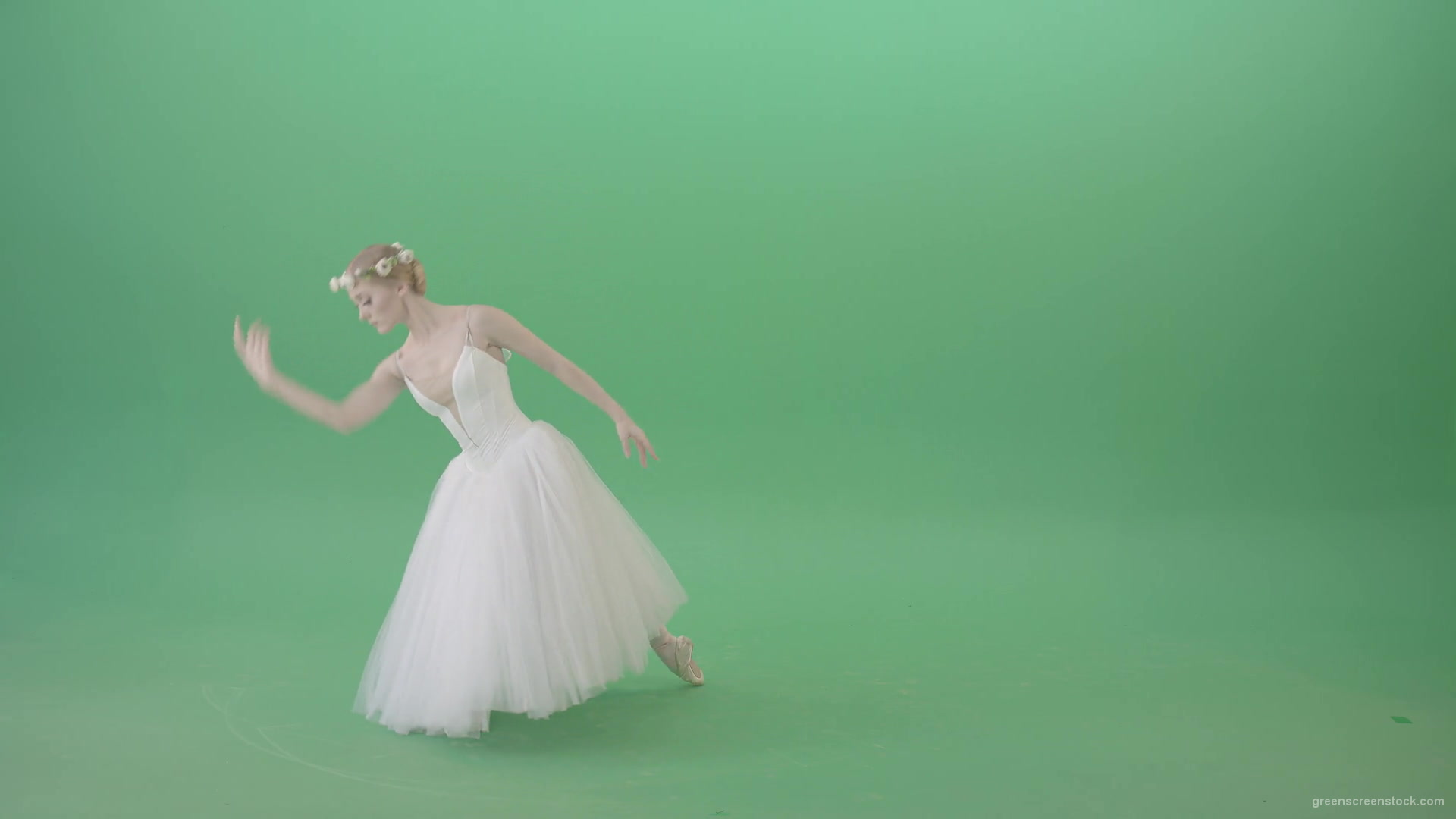 Blonde-Girl-in-elegant-white-wedding-dress-mowing-away-and-dancing-ballet-art-isolated-on-green-screen-4K-Video-Footage-1920_008 Green Screen Stock