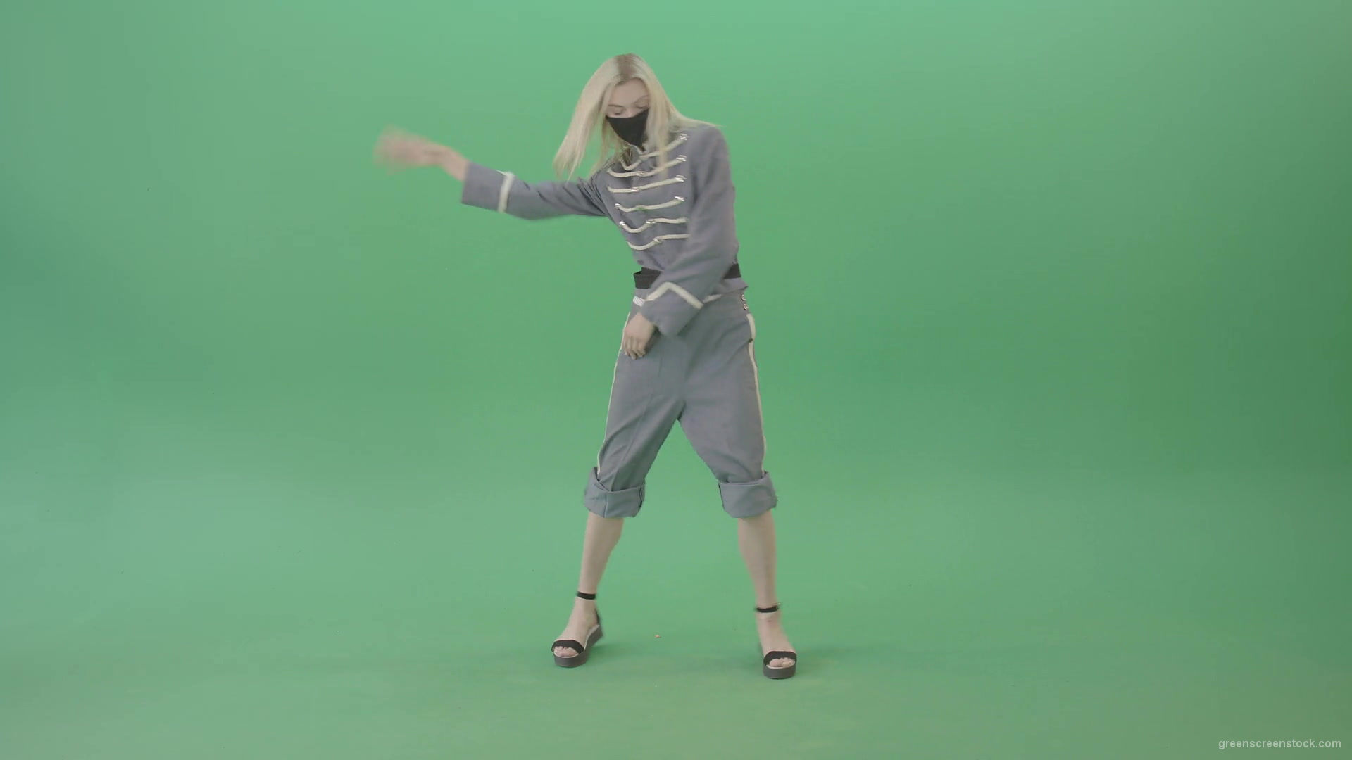 Blondie-in-Techno-royal-costume-dancing-house-in-black-covid19-mask-on-green-screen-4K-Video-Footage-1920_006 Green Screen Stock