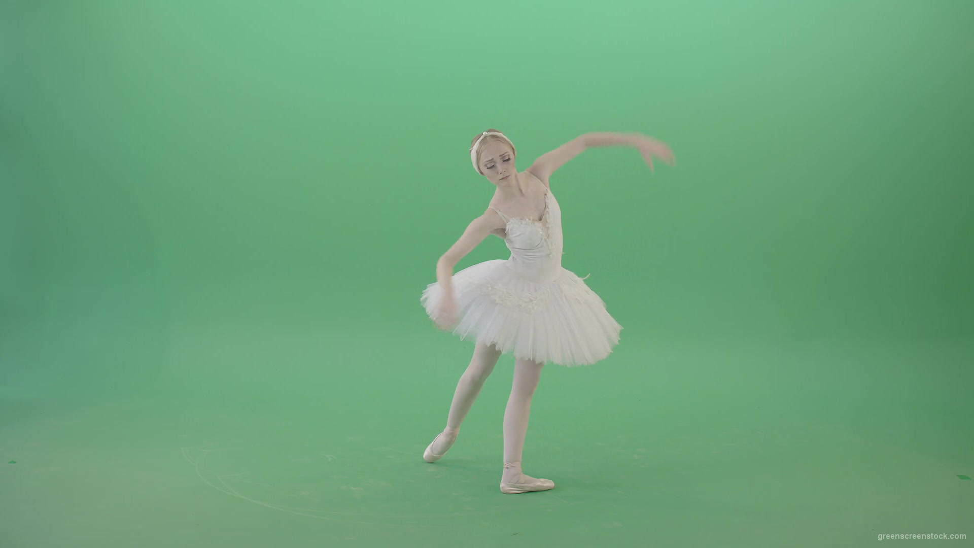 Elegant-snowwhite-ballet-dancer-ballerina-dancing-isolated-on-Green-Screen-4K-Video-Footage-1920_007 Green Screen Stock