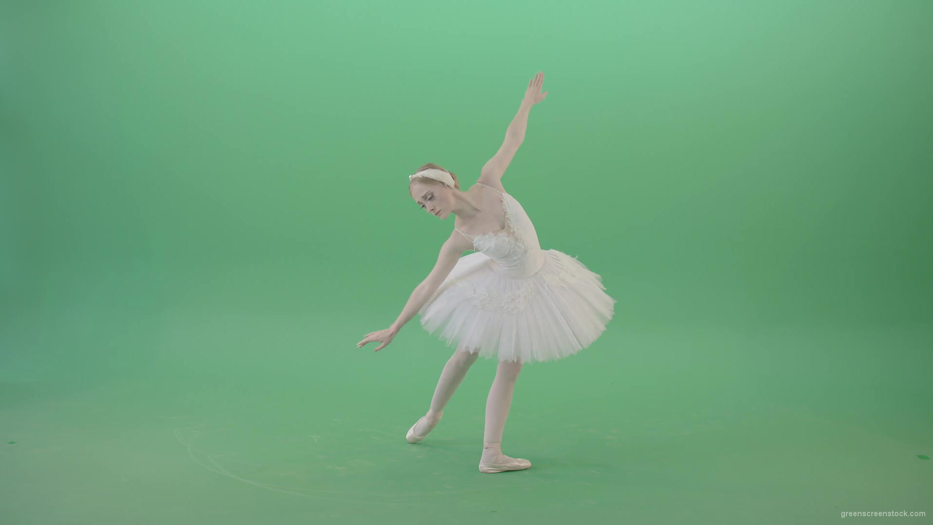 Elegant-snowwhite-ballet-dancer-ballerina-dancing-isolated-on-Green-Screen-4K-Video-Footage-1920_008 Green Screen Stock