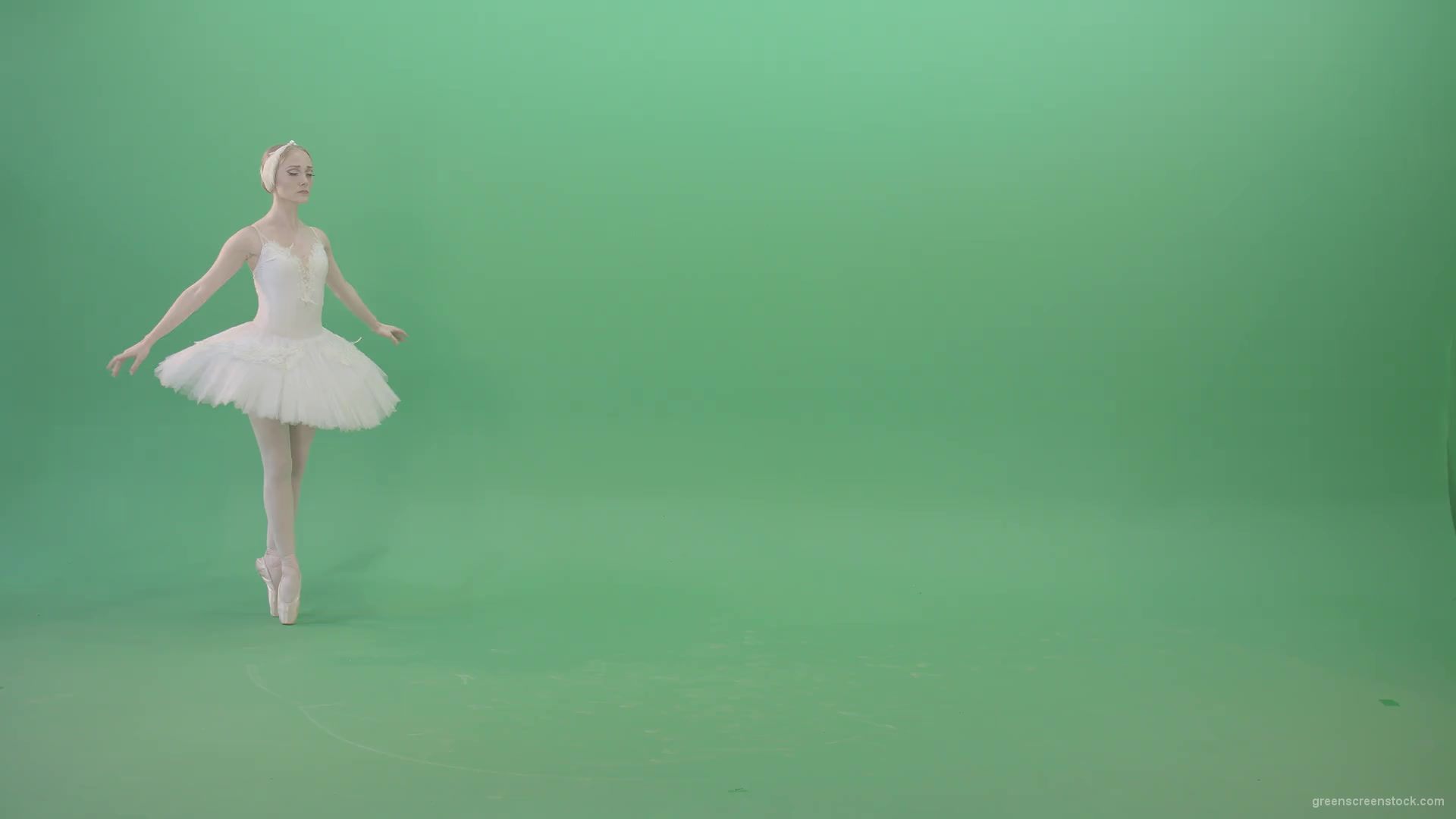 Flying-swan-laken-ballerina-dancing-with-light-on-green-screen-chroma-key-4K-Video-Footage-1920_001 Green Screen Stock