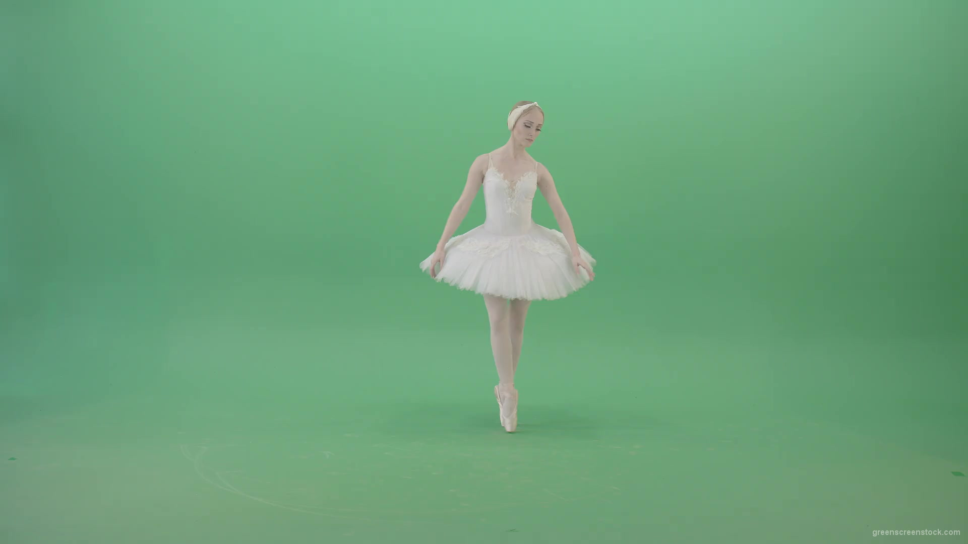 Luxury-Vienna-Opera-Ballet-Girl-has-a-PSY-Flight-on-Green-Screen-4K-Video-Footage-1920_001 Green Screen Stock
