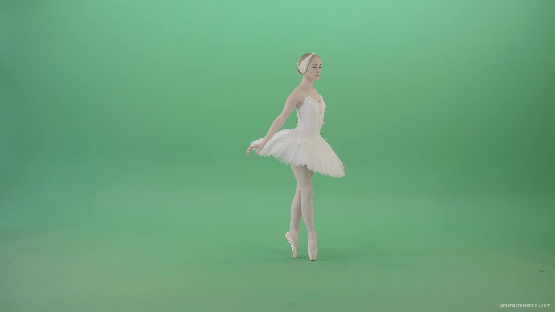 Luxury-ballet-girl-ballerina-flying-in-the-sky-and-waving-hands-on-green-screen-4K-Video-Footage-1920_001 Green Screen Stock