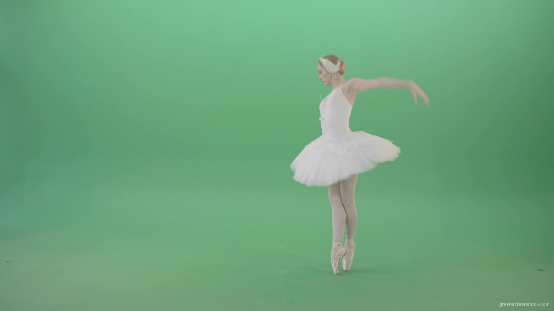 Luxury-ballet-girl-ballerina-flying-in-the-sky-and-waving-hands-on-green-screen-4K-Video-Footage-1920_005 Green Screen Stock