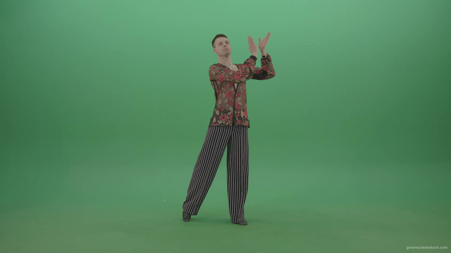 Man-standing-in-front-view-isolated-on-green-screen-clap-in-hands-4K-Video-Footage-1920_002 Green Screen Stock