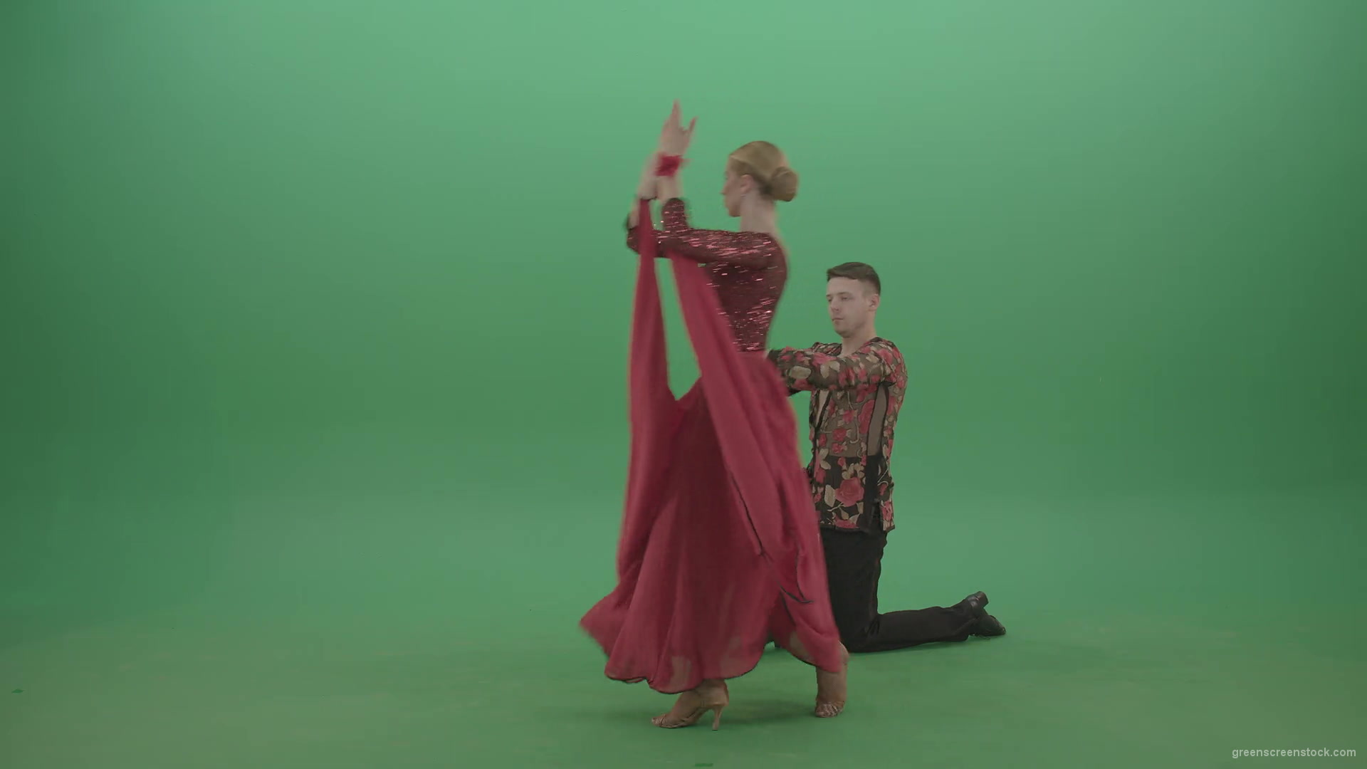 Passion-Couple-dancing-Rumba-Ballroom-dance-and-clapping-in-hands-isolated-on-green-screen-4K-Video-Footage-1920_004 Green Screen Stock