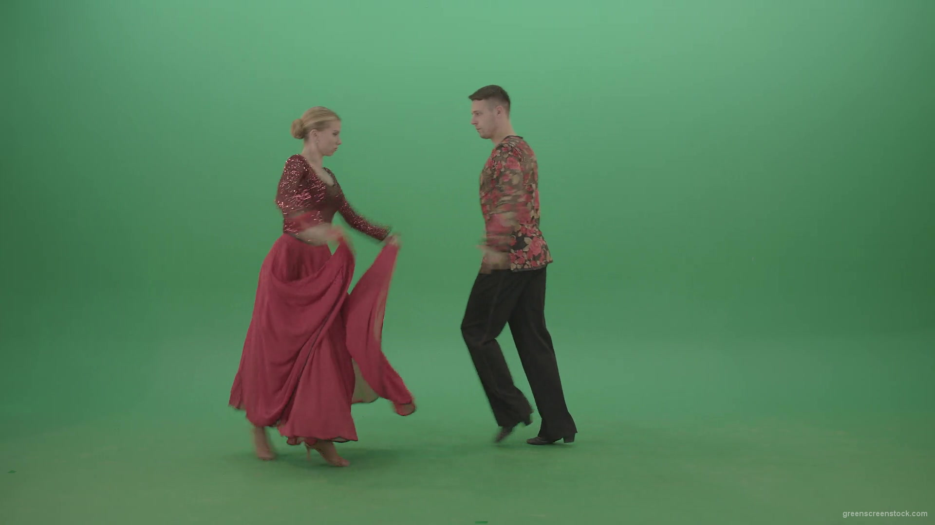 Passion-Couple-dancing-Rumba-Ballroom-dance-and-clapping-in-hands-isolated-on-green-screen-4K-Video-Footage-1920_006 Green Screen Stock