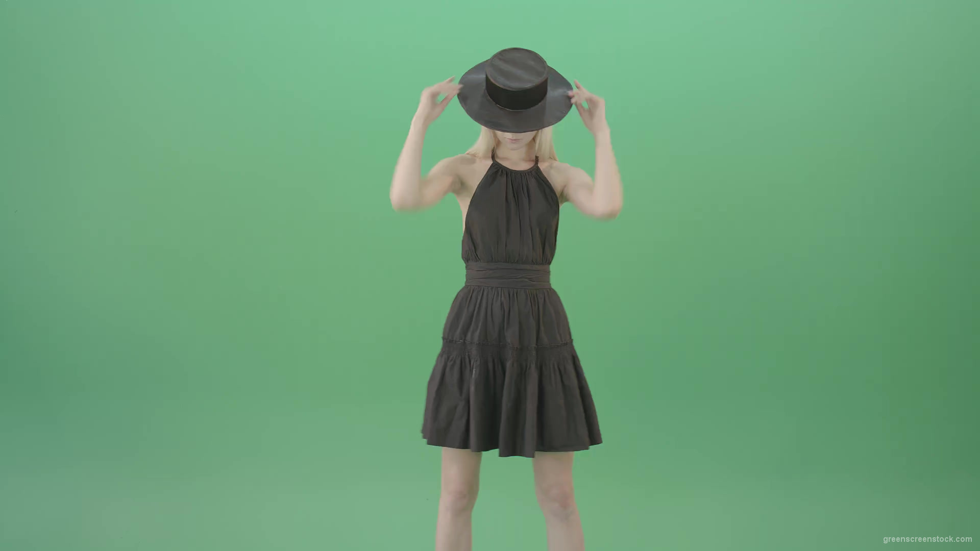 Video-Art-Fashion-Dance-by-Girl-in-black-outlet-and-dark-hat-on-green-screen-Video-Footage-1920_001 Green Screen Stock