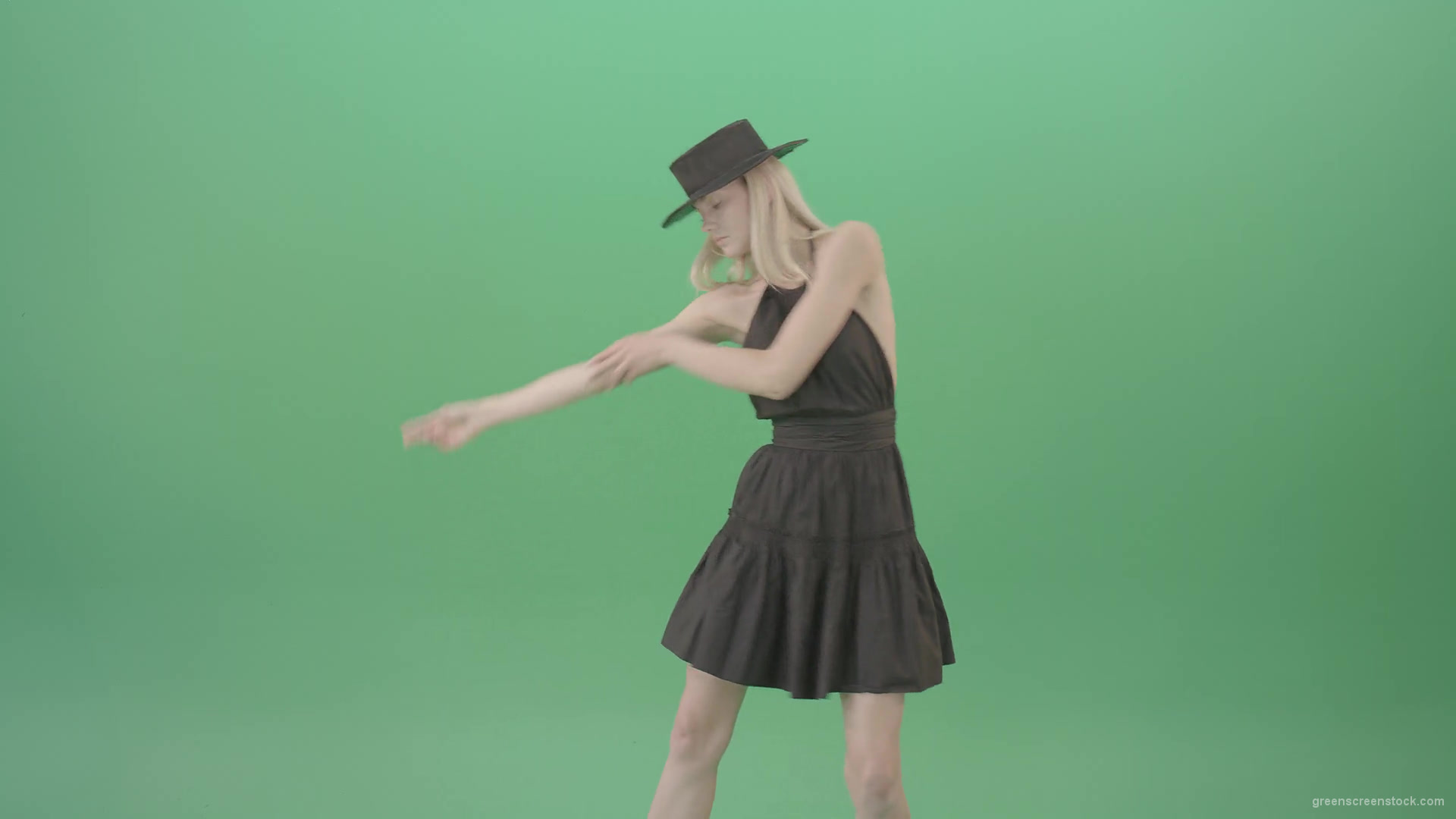 Video-Art-Fashion-Dance-by-Girl-in-black-outlet-and-dark-hat-on-green-screen-Video-Footage-1920_005 Green Screen Stock