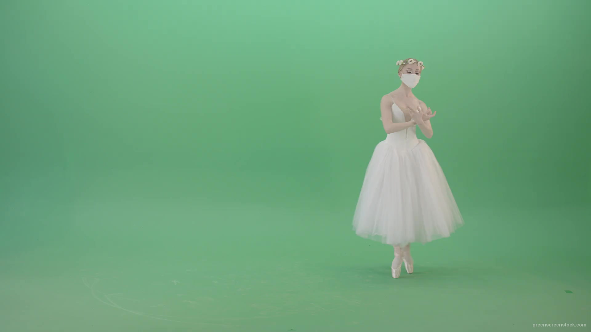 Ballet-Dance-young-woman-welcome-Corona-Virus-dancing-in-mask-isolated-on-green-screen-4K-Video-Footage-1920_001 Green Screen Stock