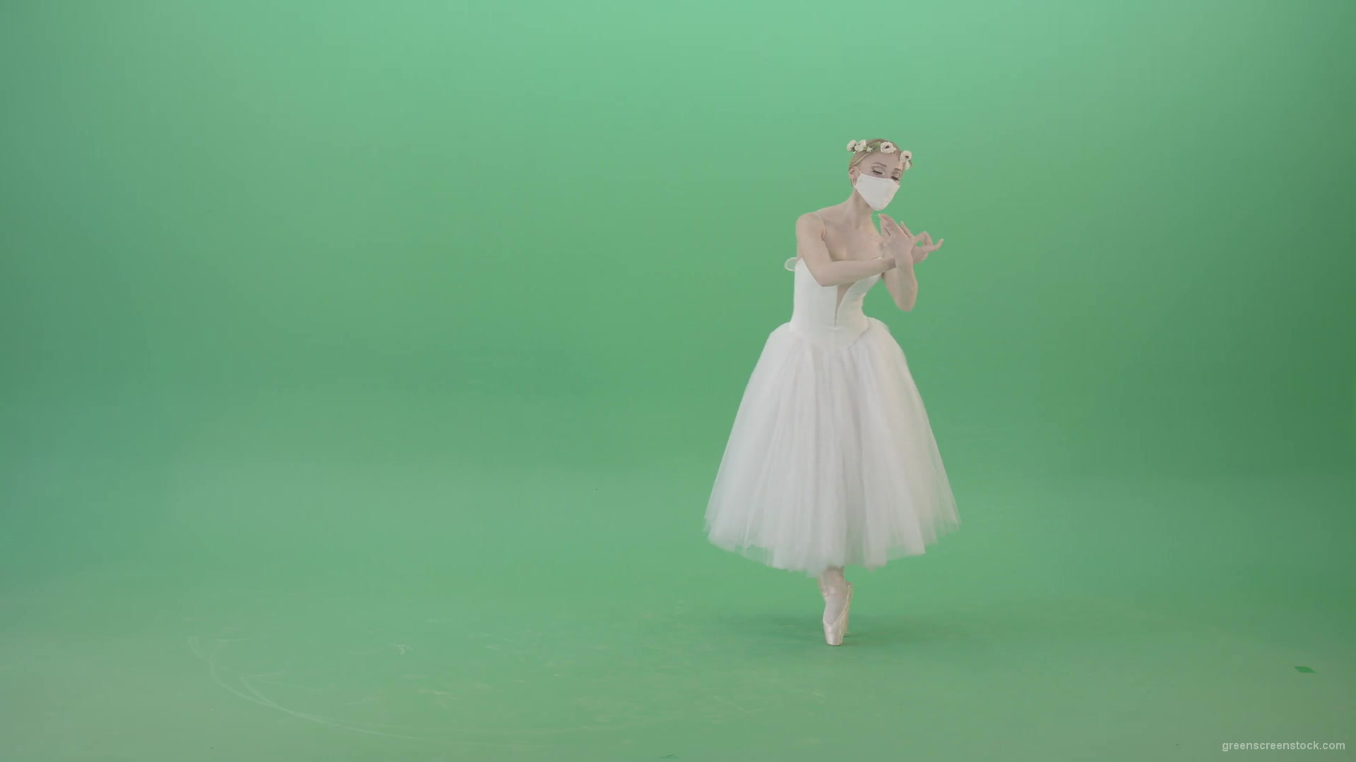 Ballet-Dance-young-woman-welcome-Corona-Virus-dancing-in-mask-isolated-on-green-screen-4K-Video-Footage-1920_002 Green Screen Stock