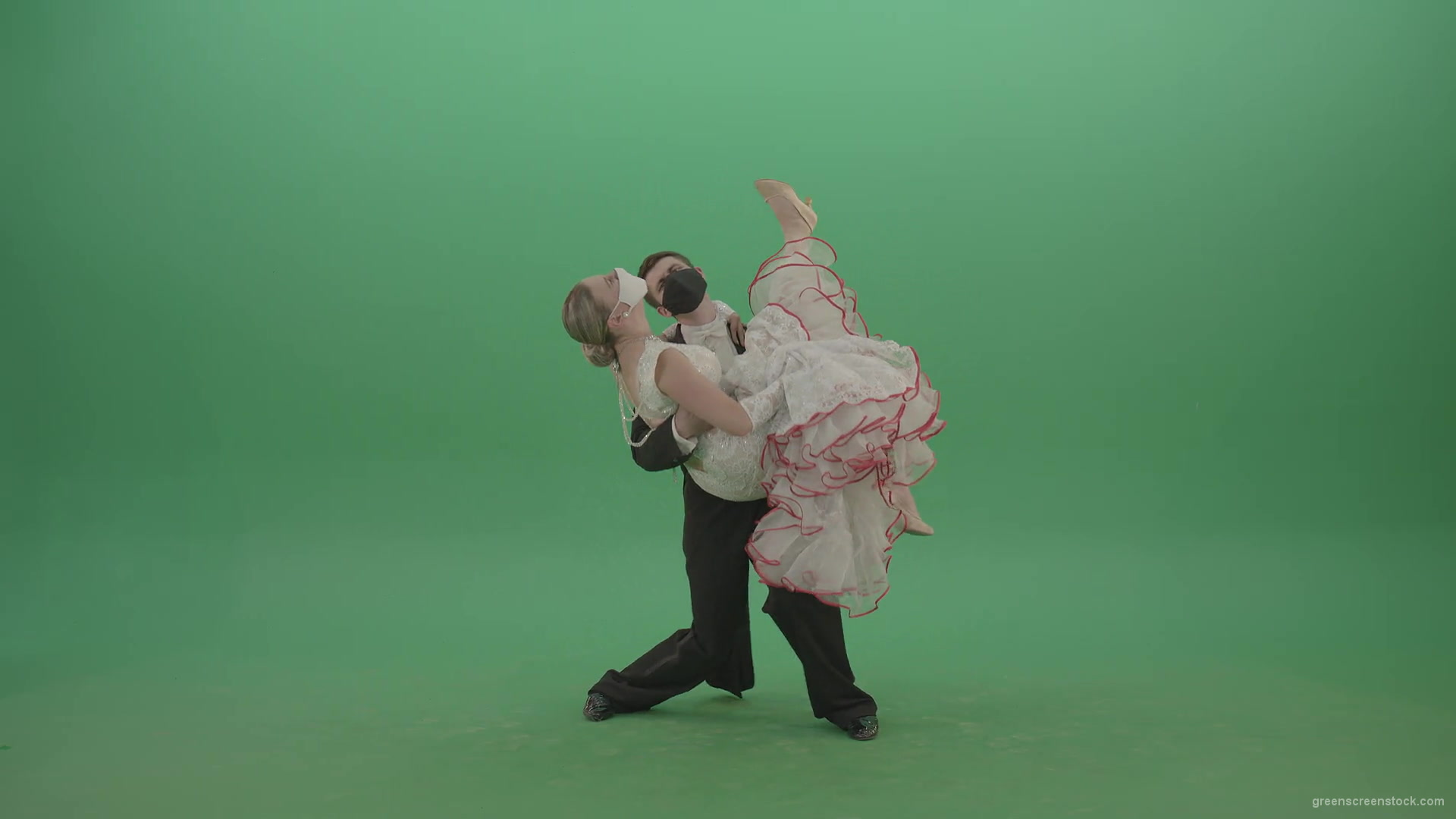 Funny-Man-in-Covid-19-mask-can-not-hold-classic-wife-on-green-screen-4K-Video-Footage-1920_007 Green Screen Stock
