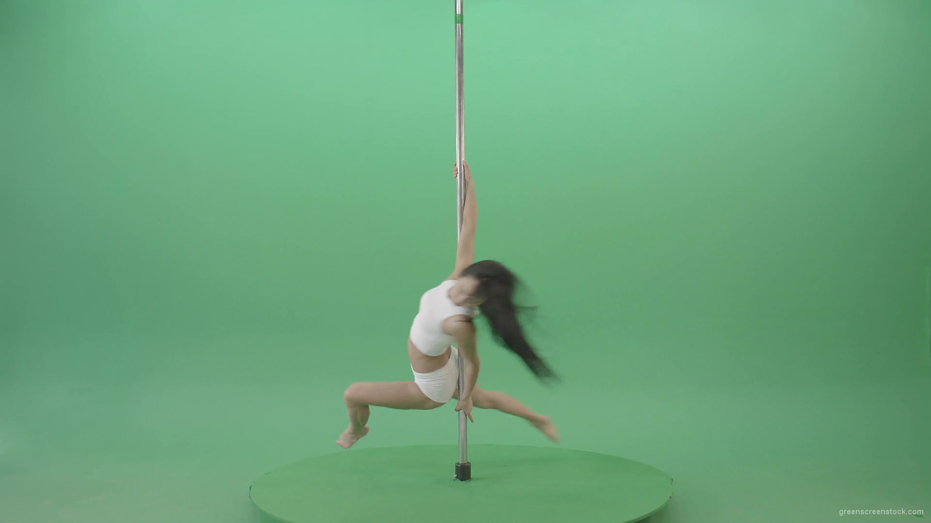 Acrobatic-gymnastics-making-spin-element-on-Pole-Pilon-on-green-screen-4K-Video-Footage-1920_006 Green Screen Stock