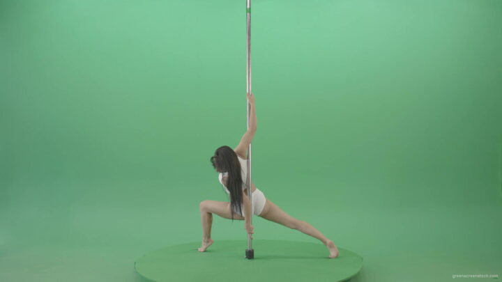 Acrobatic-gymnastics-making-spin-element-on-Pole-Pilon-on-green-screen-4K-Video-Footage-1920_009 Green Screen Stock