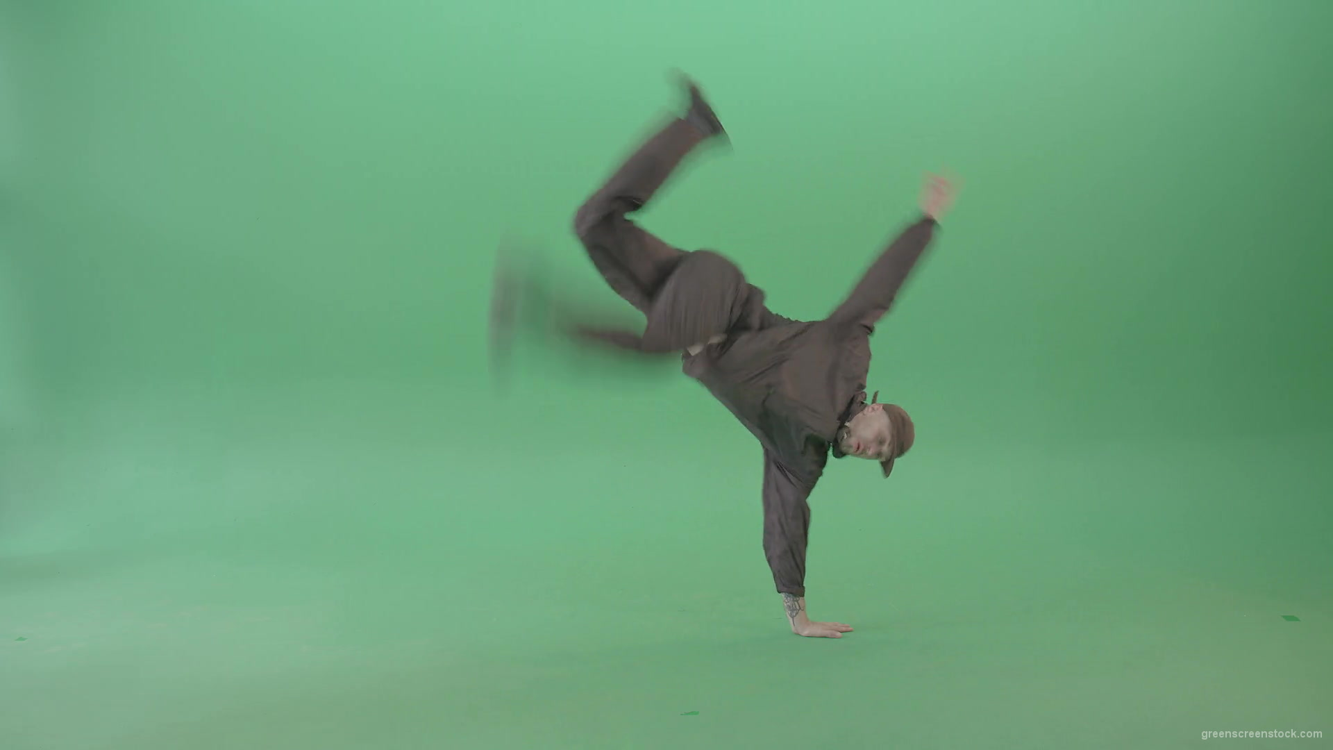 Athlete-Man-making-Air-freeze-on-hand-breaking-on-green-screen-4K-Video-Footage-1920_007 Green Screen Stock