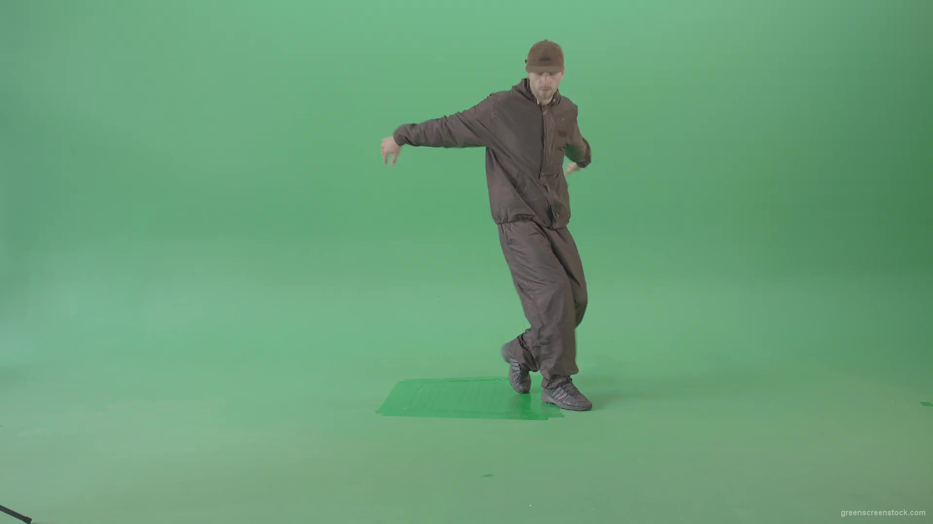 B-Boy-breakdance-man-making-power-moves-isolated-on-green-screen-4K-Video-Footage-1920_001 Green Screen Stock