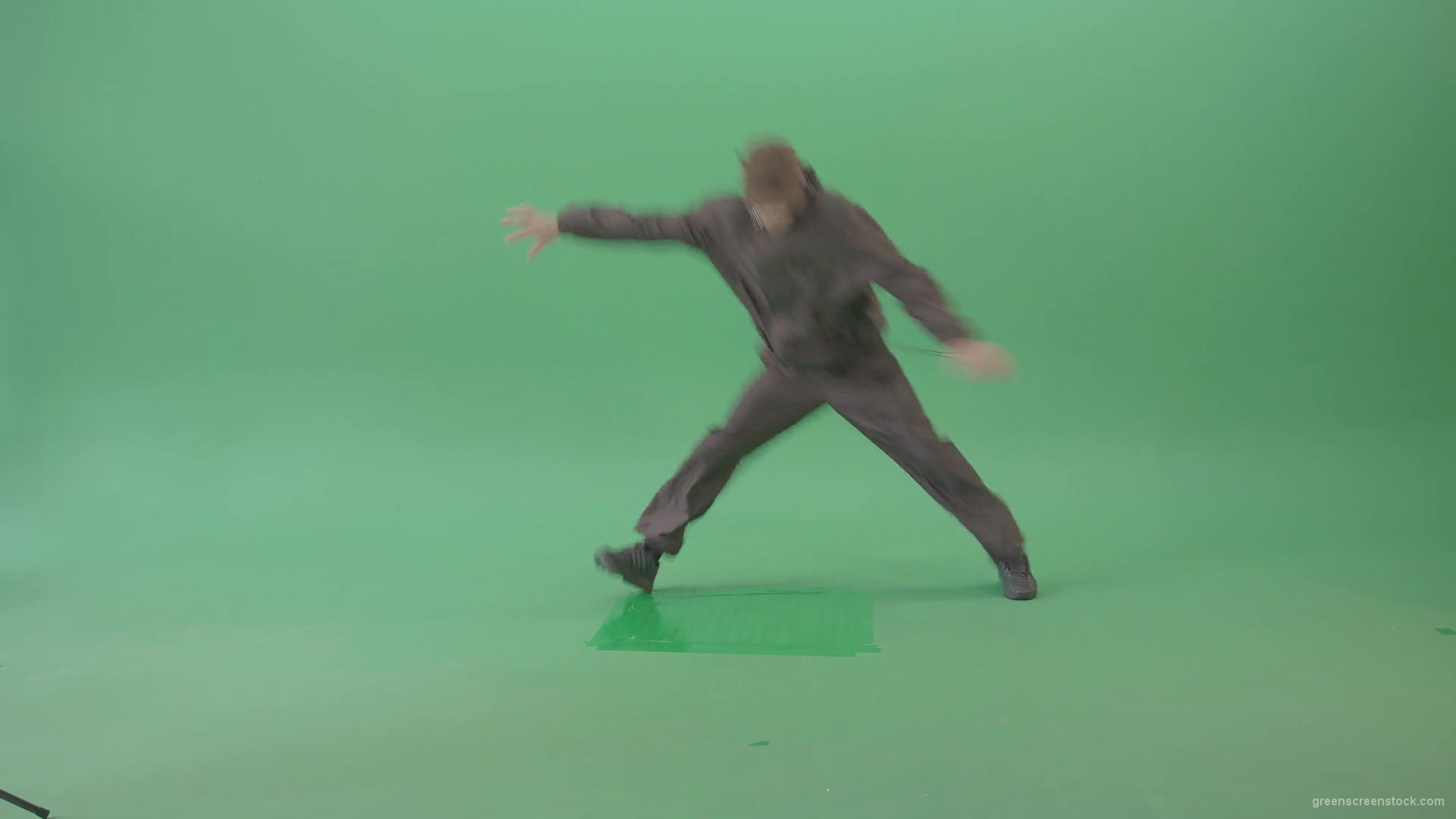B-Boy-breakdance-man-making-power-moves-isolated-on-green-screen-4K-Video-Footage-1920_004 Green Screen Stock