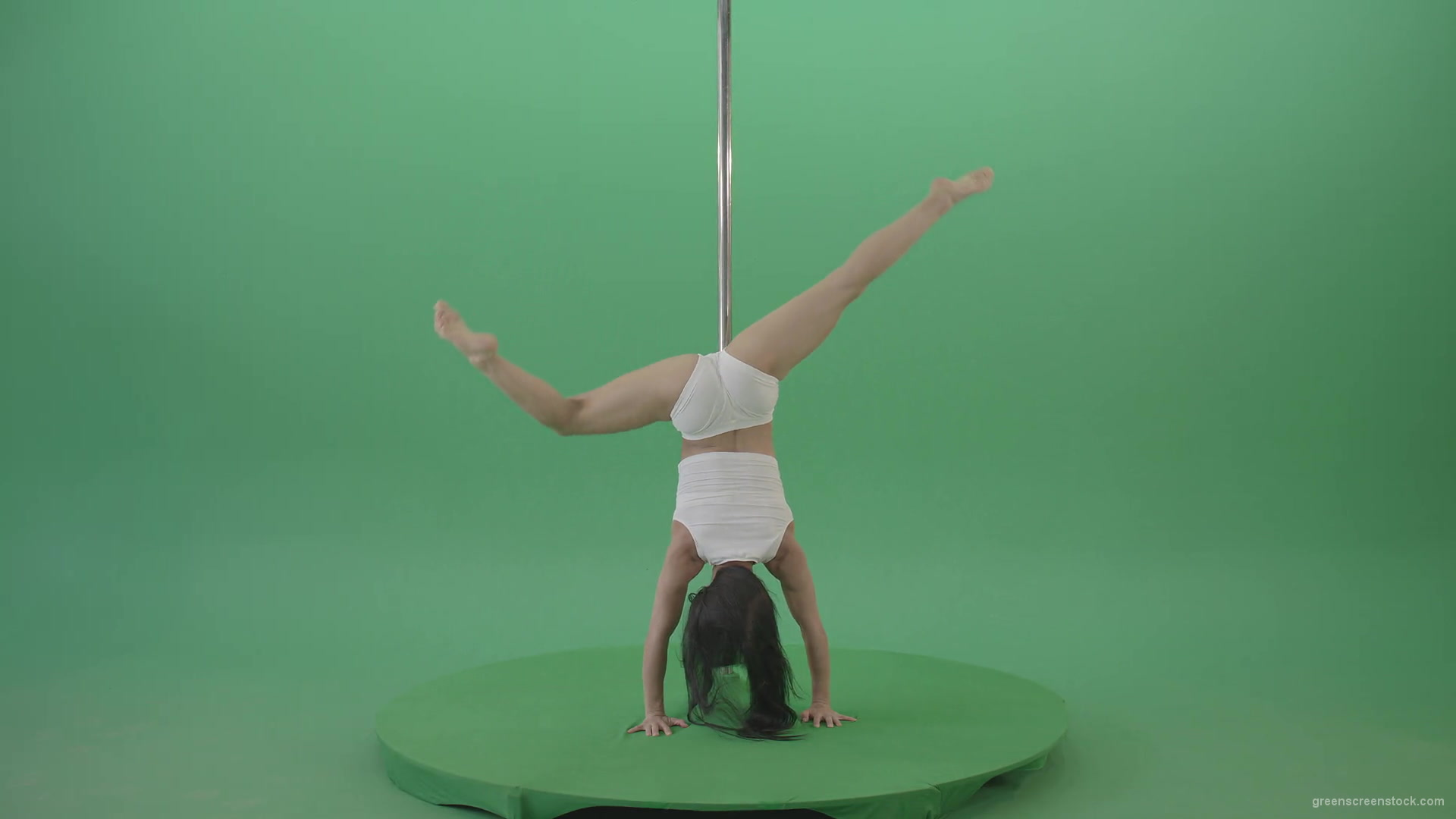 Pole-Dance-Girl-waving-two-legs-isolated-on-green-screen-4K-Video-Footage-1920_004 Green Screen Stock