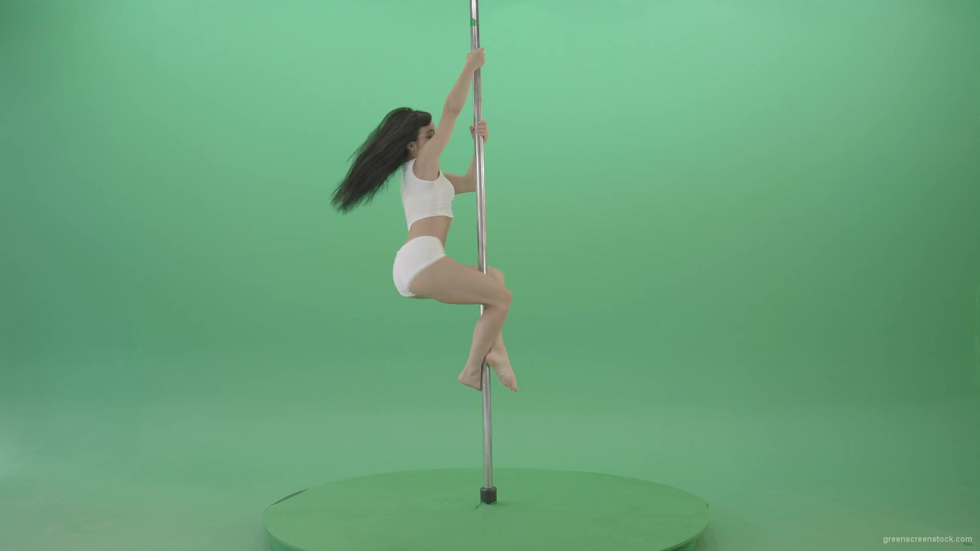 Pole-dance-trainer-girl-has-a-sport-flight-on-green-screen-4K-Video-Footage-1920_004 Green Screen Stock