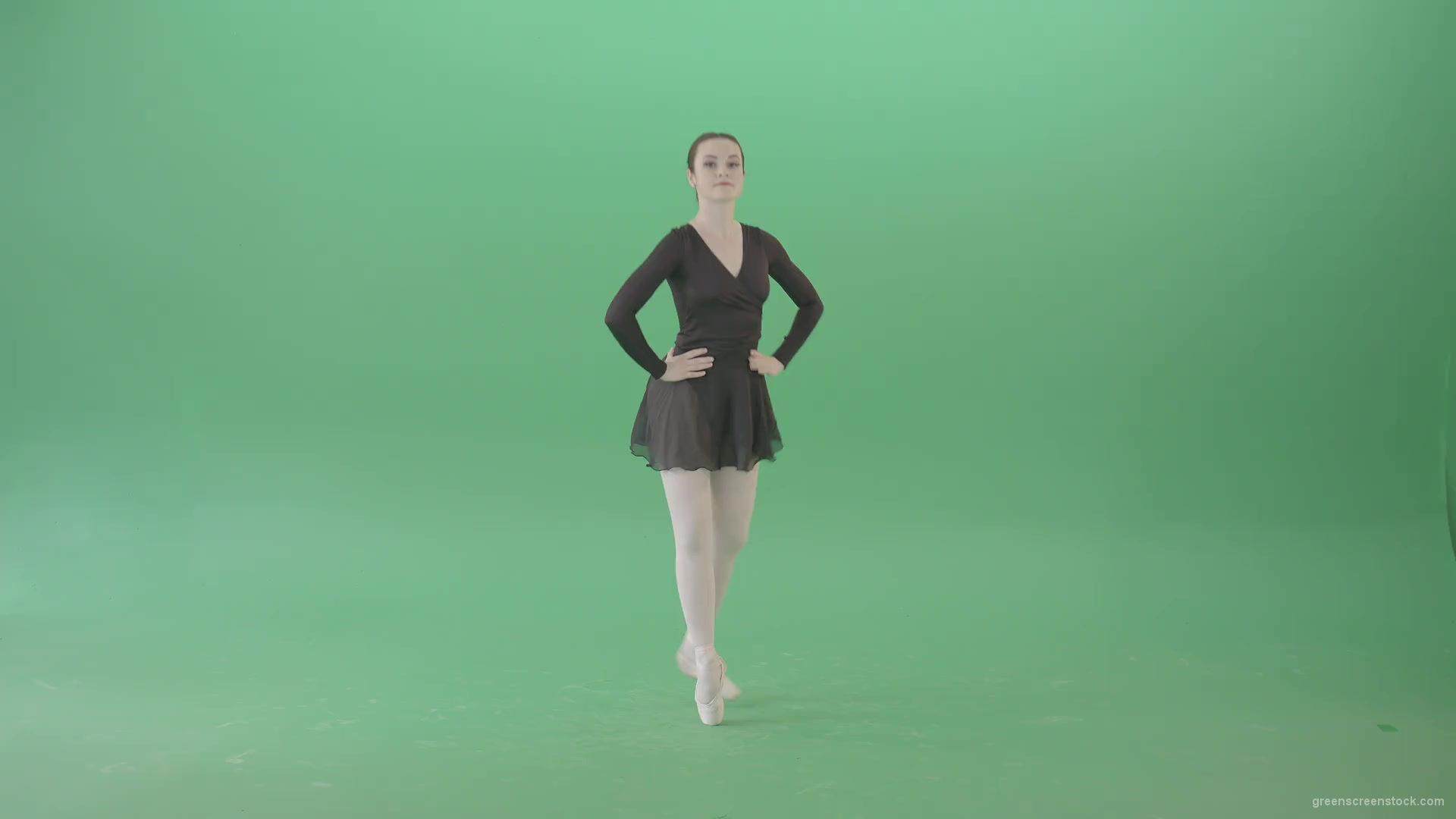 Ballet-Art-Ballerina-girl-spinning-in-dance-on-green-screen-4K-Video-Footage-1920_001 Green Screen Stock