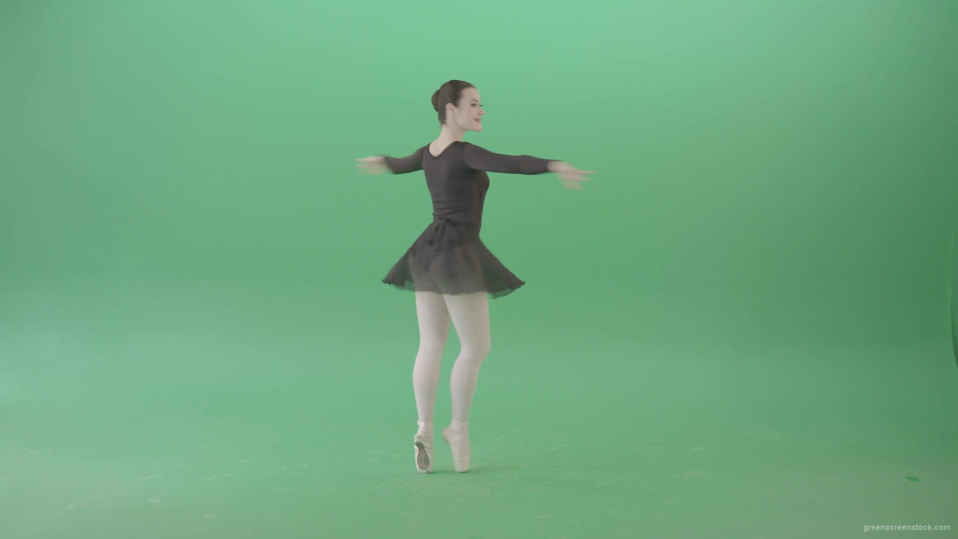 Ballet-Art-Ballerina-girl-spinning-in-dance-on-green-screen-4K-Video-Footage-1920_005 Green Screen Stock