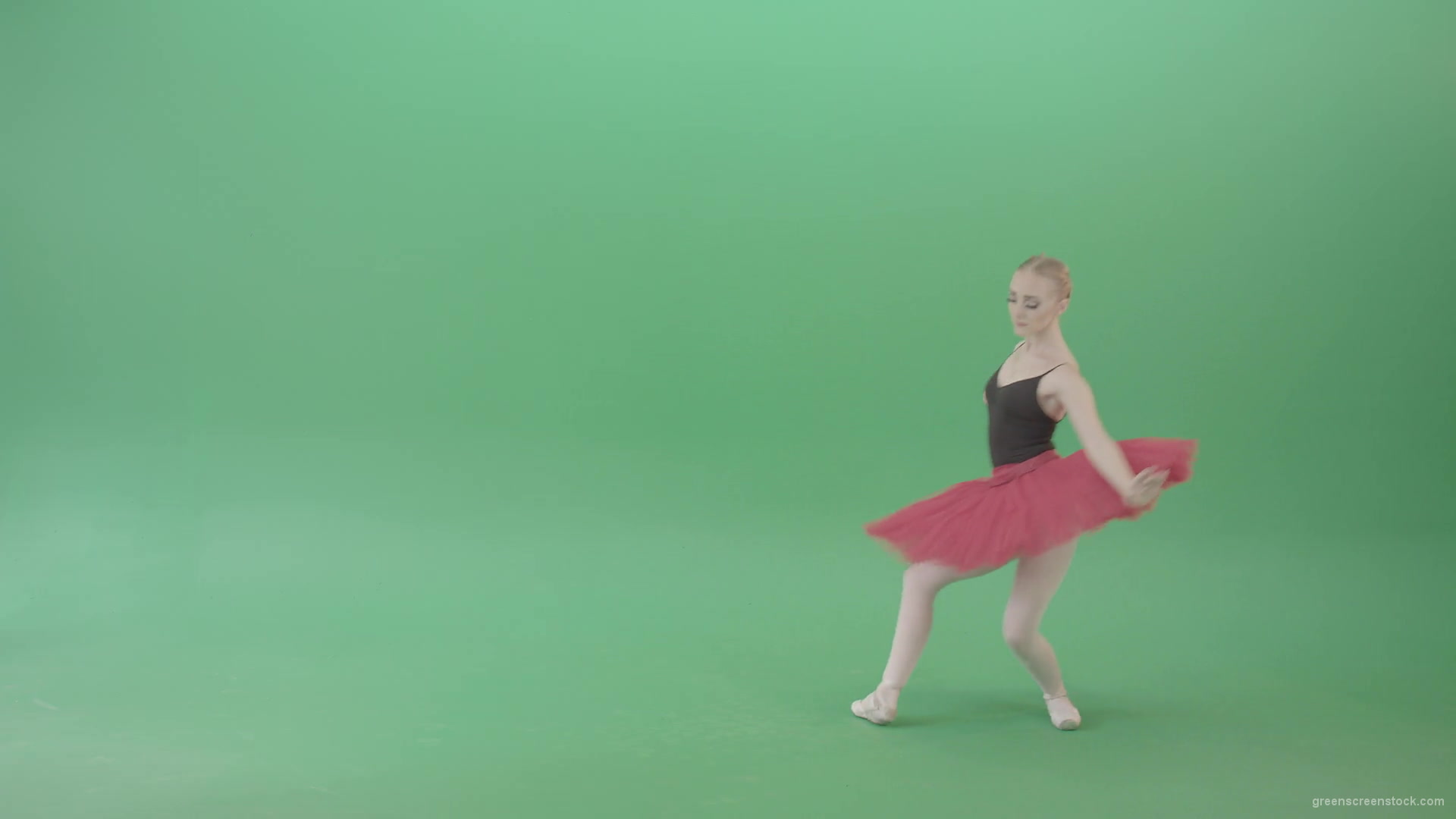 Elegant-elite-moves-by-ballet-dancing-blonde-girl-on-green-screen-4K-Video-Footage-1920_002 Green Screen Stock