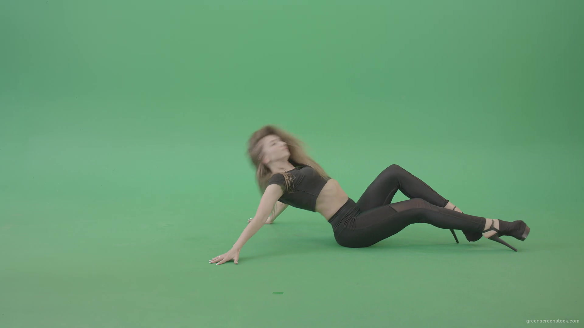Exotic-erotic-dancing-girl-on-green-screen-play-Doggy-Style-4K-Video-Footage-1920_005 Green Screen Stock
