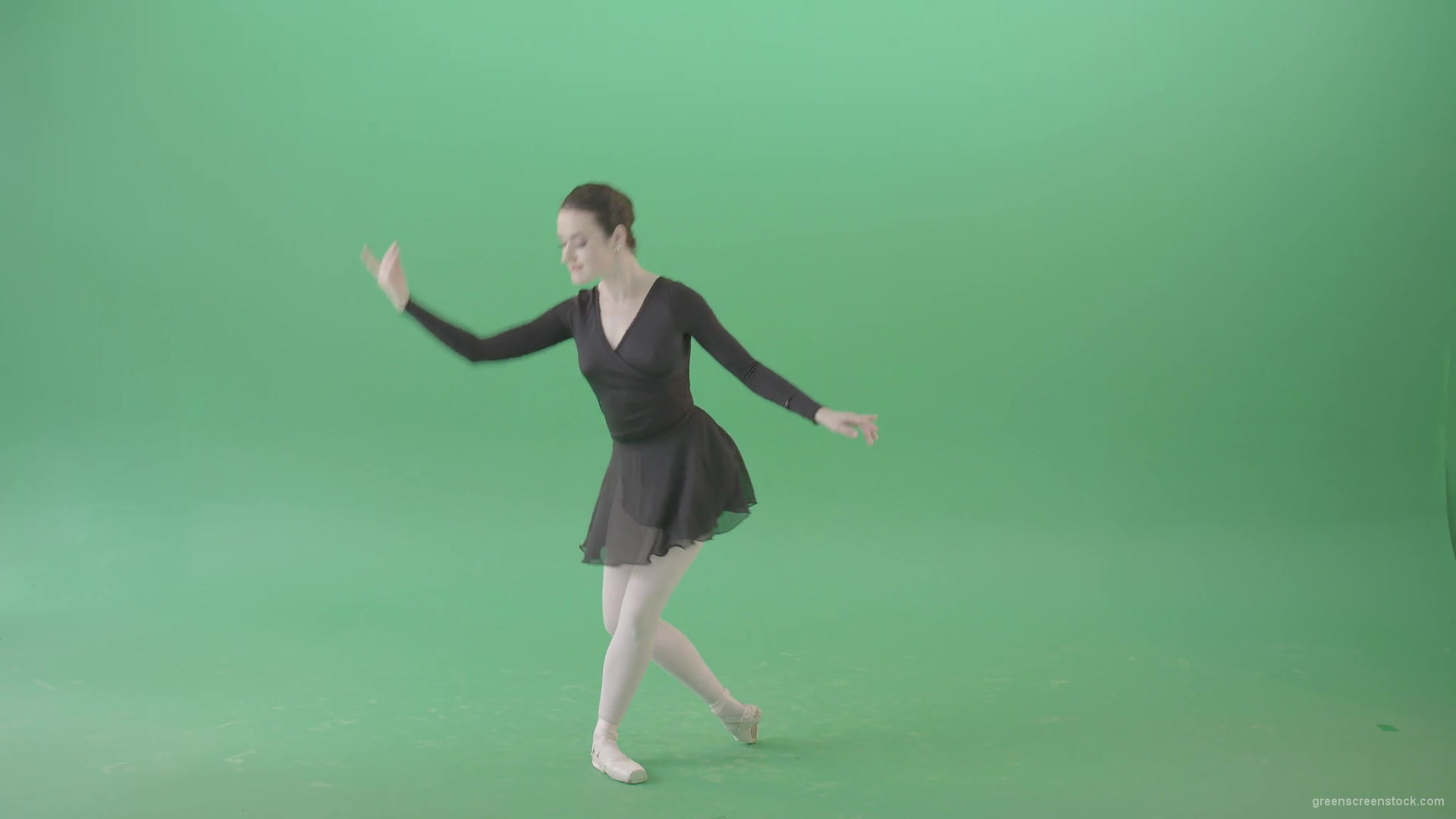 vj video background Green-Screen-Ballet-Girl-Ballering-makes-bow-reverence-in-black-dress-4K-Video-Footage-1920_003