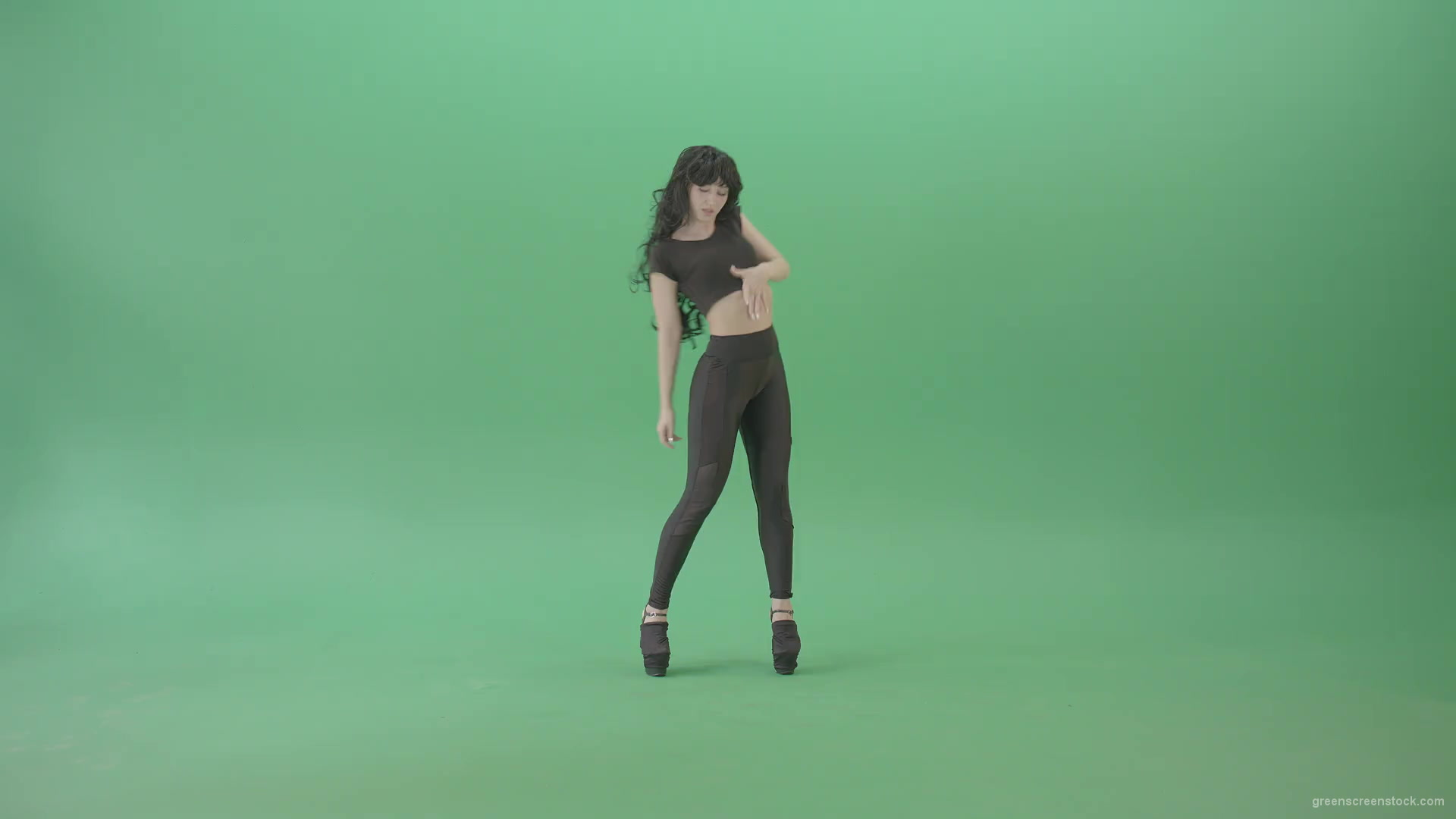 Green-Screen-Woman-in-black-latex-dress-sexy-dancing-4K-Video-Footage-1920_001 Green Screen Stock